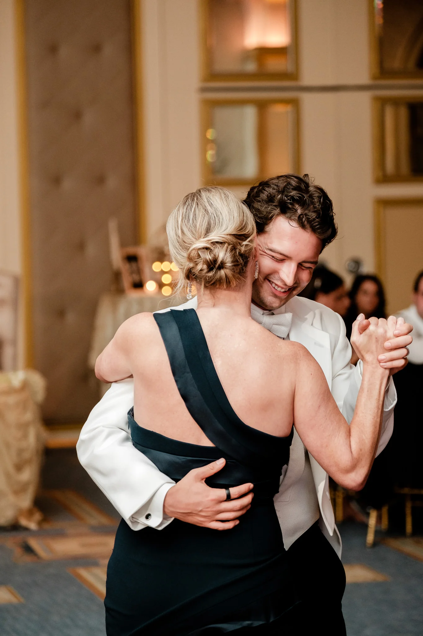 THE_GROVE_WEDDING_TJMZ_8967.jpg