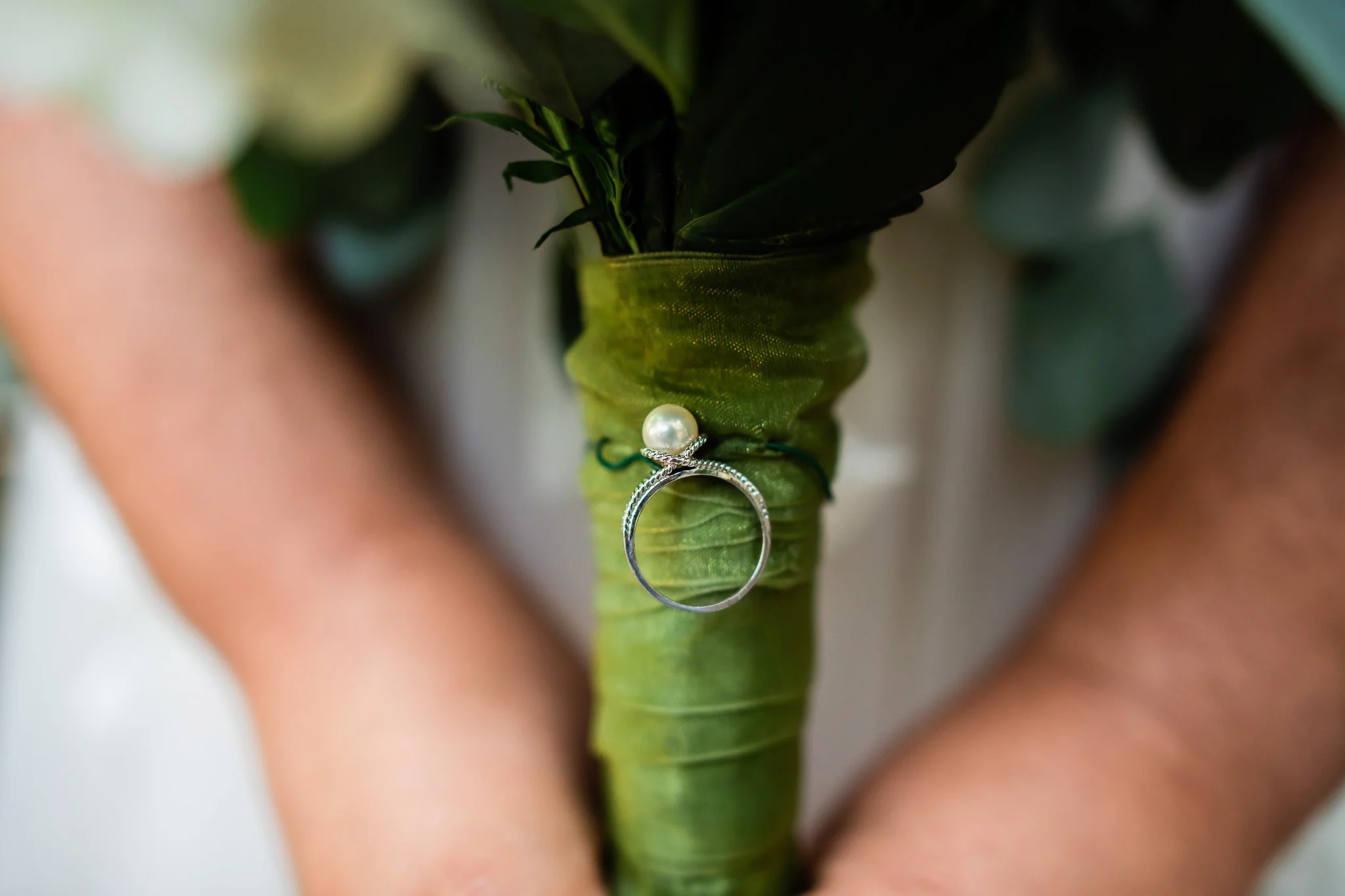 TAMPA_WEDDING_GIGIS_COUNTRY_GARDEN_CJMZ_D82_4447.jpg
