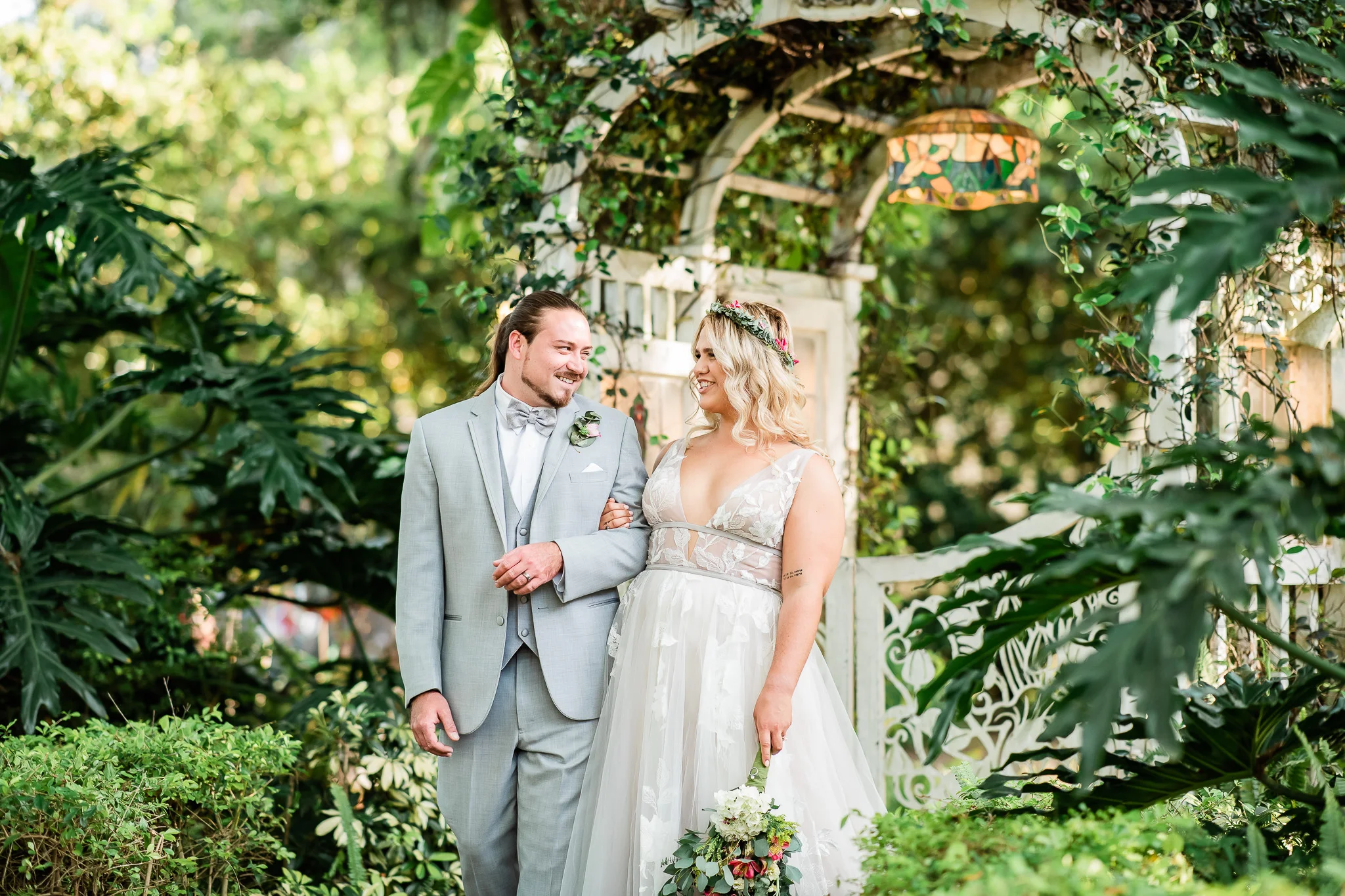 TAMPA_WEDDING_GIGIS_COUNTRY_GARDEN_CJMZ_Z85_9727.jpg