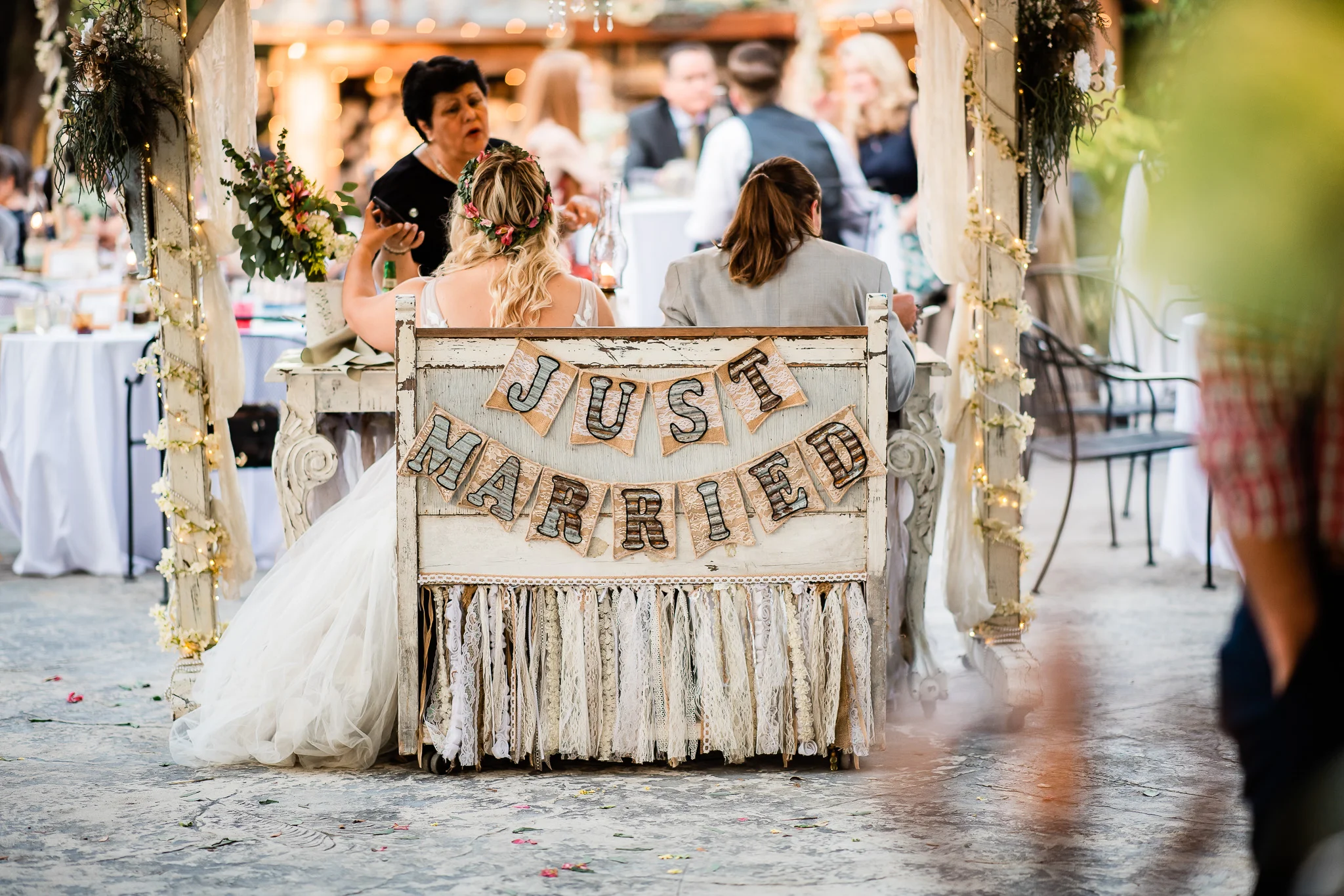 TAMPA_WEDDING_GIGIS_COUNTRY_GARDEN_CJMZ_Z85_0300.jpg