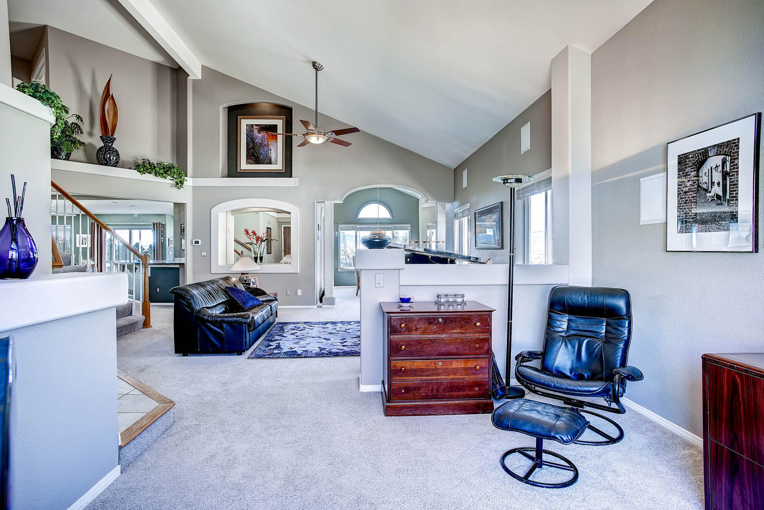 3338 Oak Leaf Place Highlands-large-006-Living Room-1498x1000-72dpi.jpg