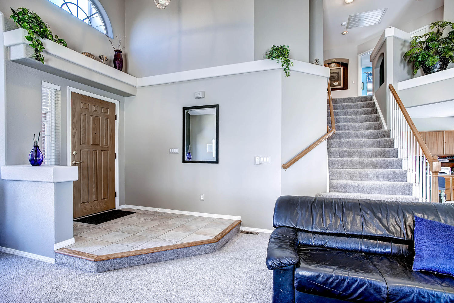 3338 Oak Leaf Place Highlands-large-007-Living Room-1498x1000-72dpi.jpg