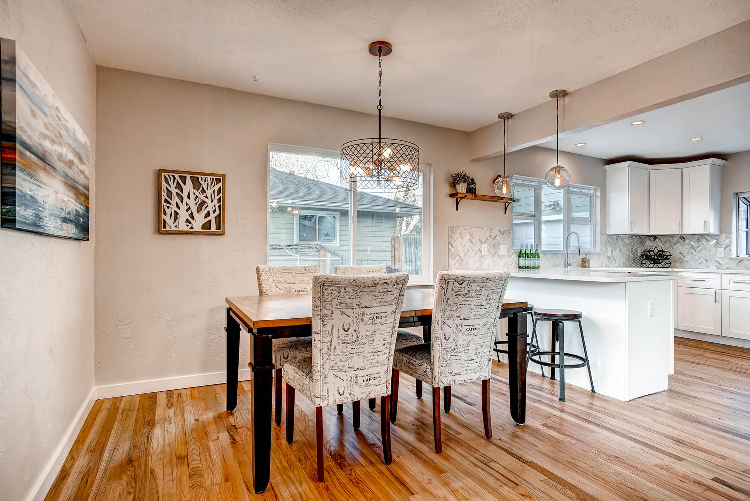 2550 S Bellaire St Denver CO-large-003-5-Dining Room-1498x1000-72dpi.jpg