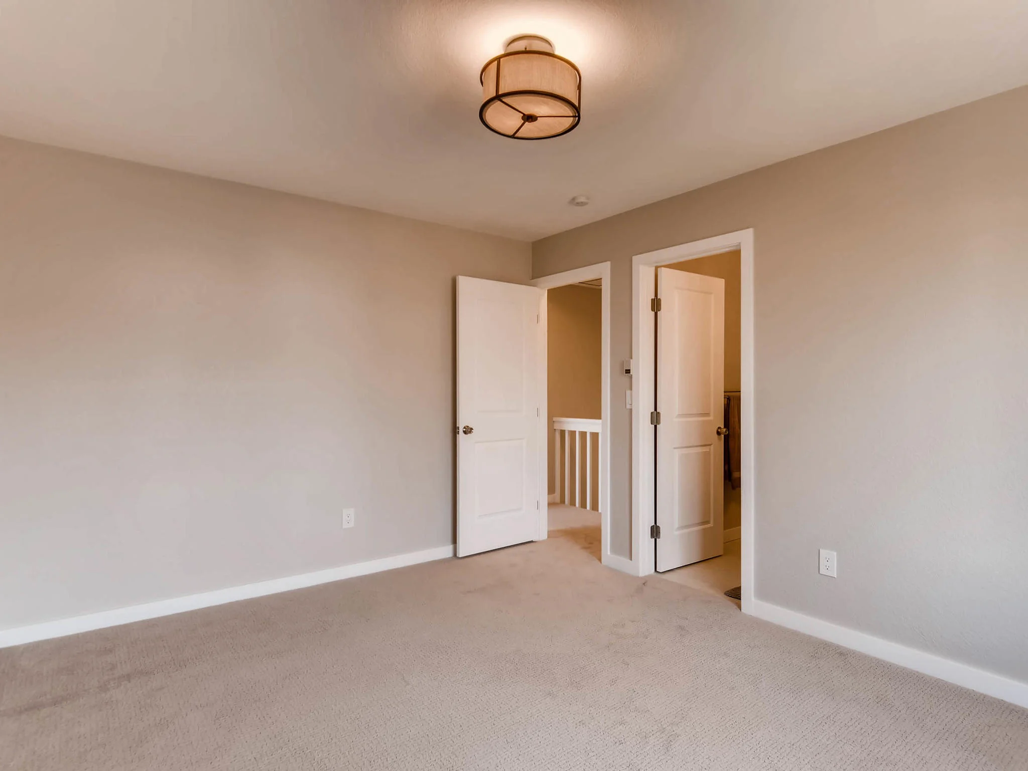 3850 S Olathe Cir Aurora CO-MLS_Size-017-13-2nd Floor Master Bedroom-2048x1536-72dpi.jpg