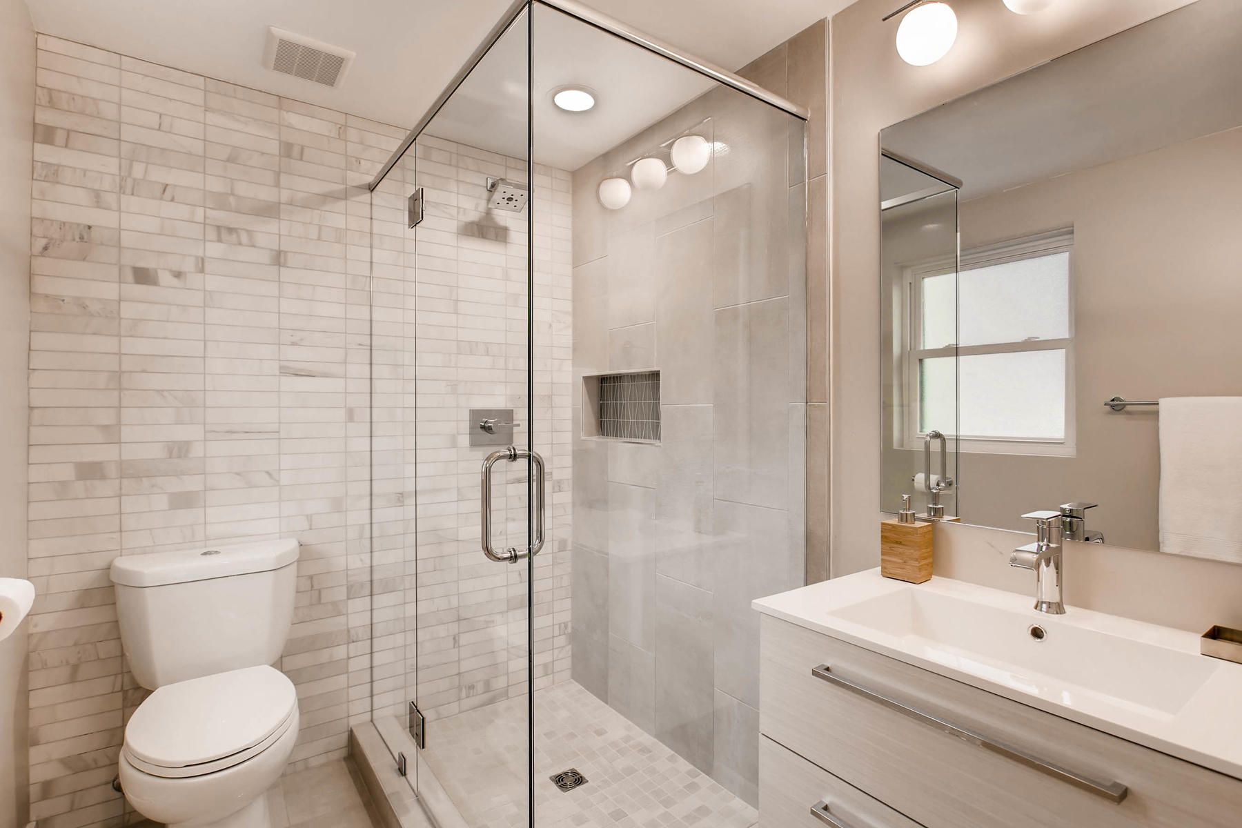 4547 E Girard Ave Denver CO-MLS_Size-020-25-2nd Floor Master Bathroom-1800x1200-72dpi.jpg