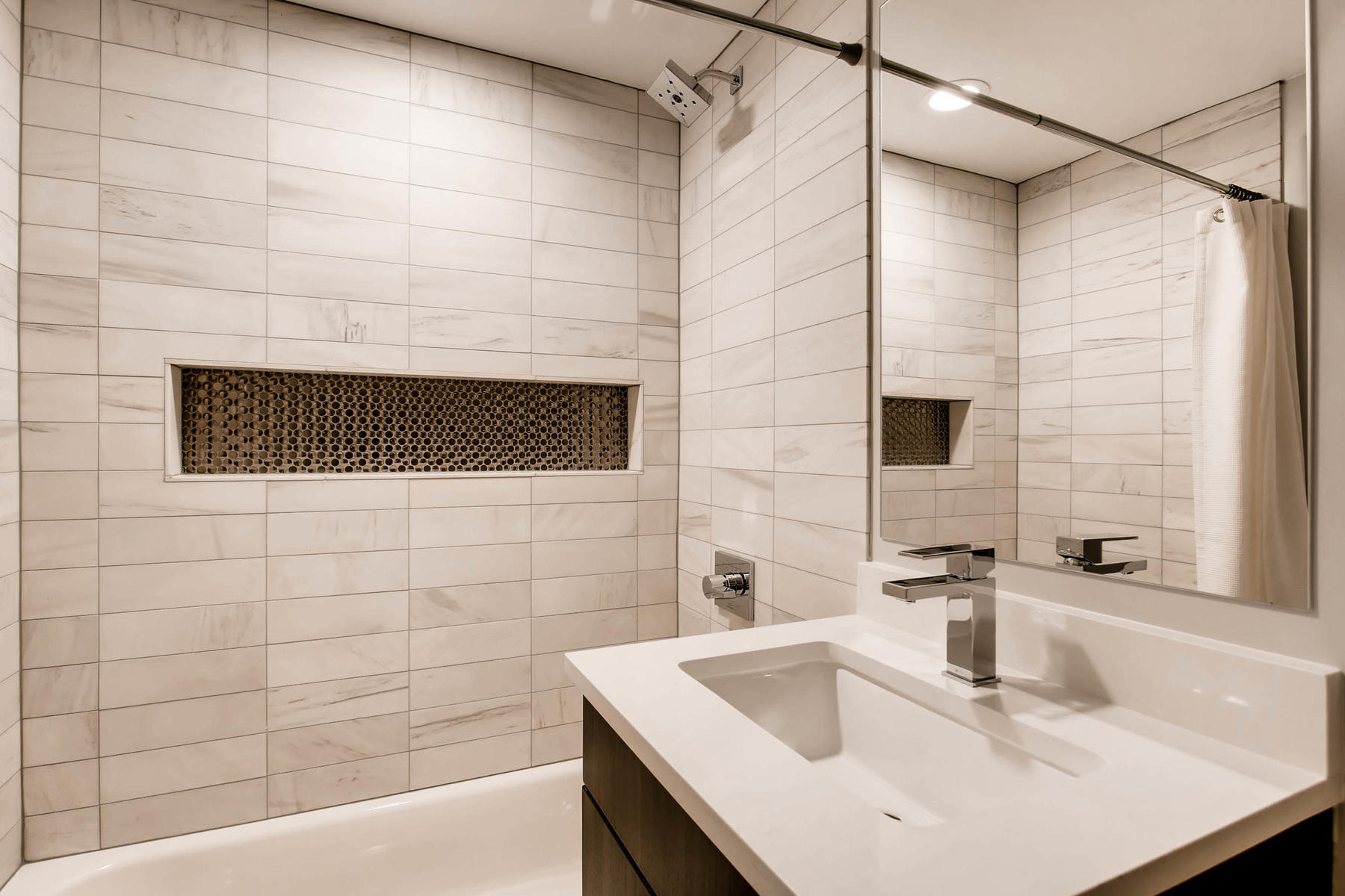 4547 E Girard Ave Denver CO-MLS_Size-023-26-2nd Floor Bathroom-1800x1200-72dpi.jpg