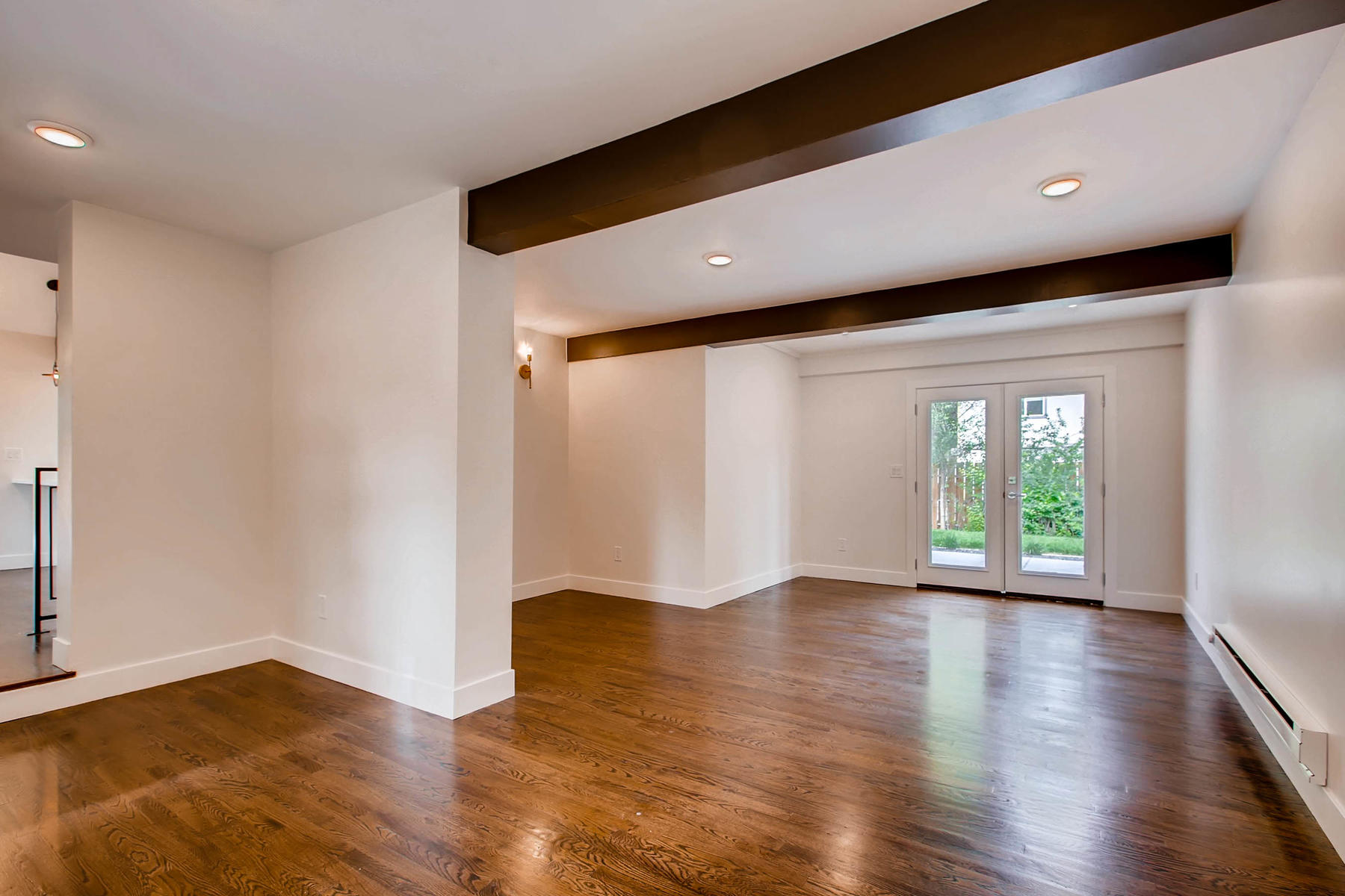 1827 S Jasmine Street Denver-004-2-Living Room-MLS_Size.jpg