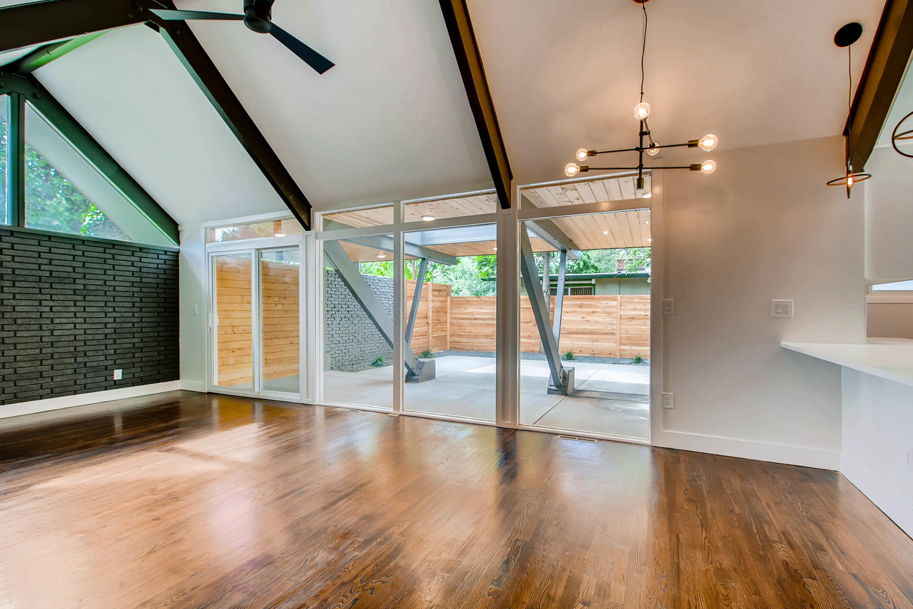 1827 S Jasmine Street Denver-006-8-Dining Room-MLS_Size.jpg