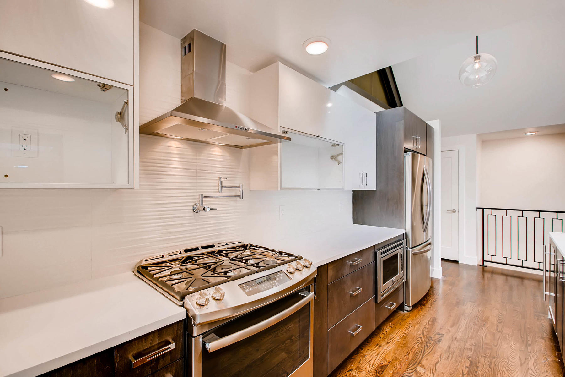 1827 S Jasmine Street Denver-008-27-Kitchen-MLS_Size.jpg