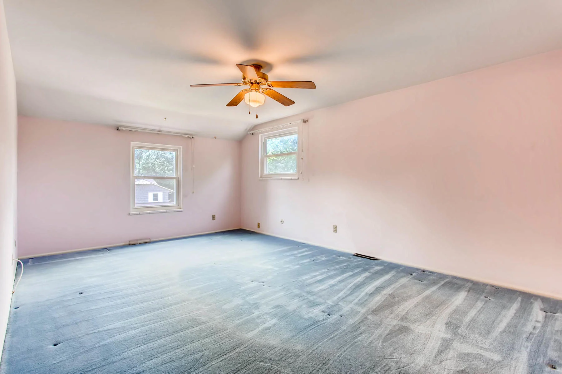3111 S Monaco Circle Denver CO-015-2-2nd Floor Master Bedroom-MLS_Size.jpg