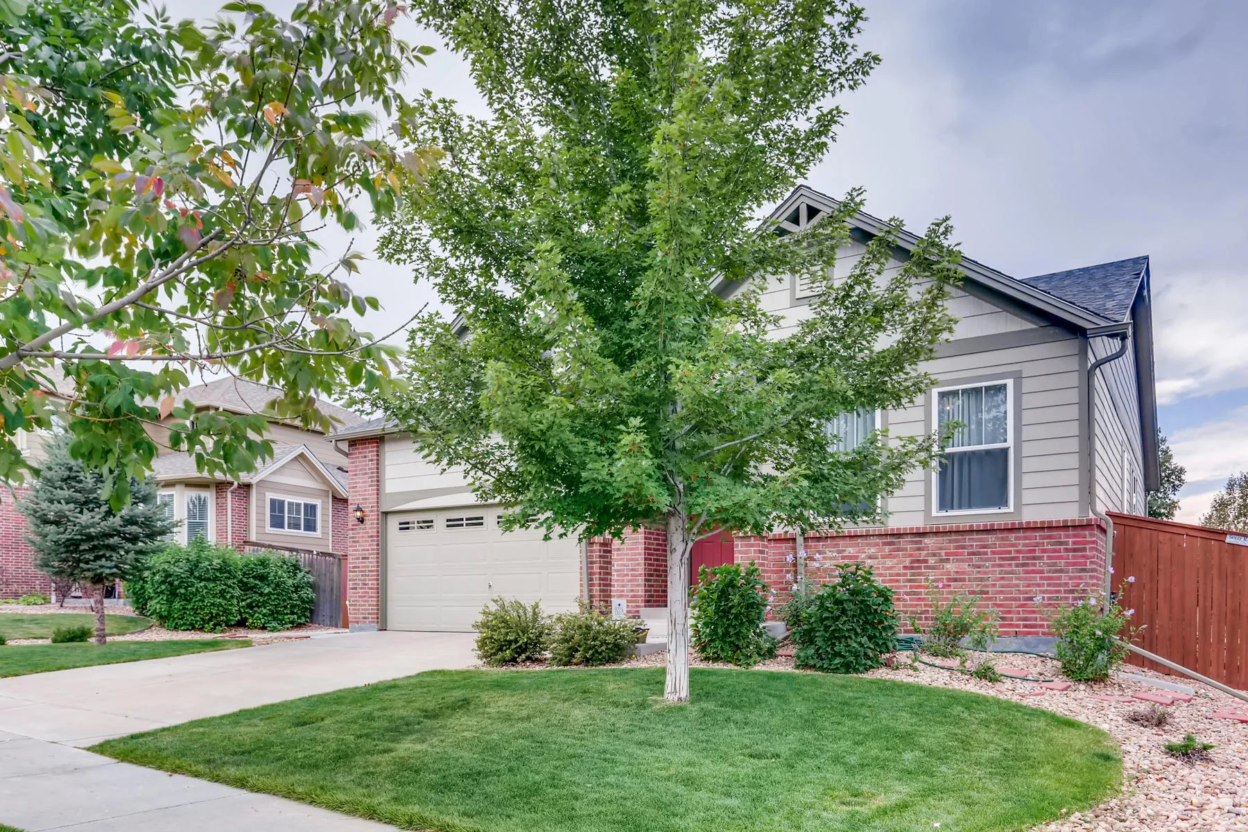 3385 S Jericho St Aurora CO-002-5-Exterior Front-MLS_Size.jpg