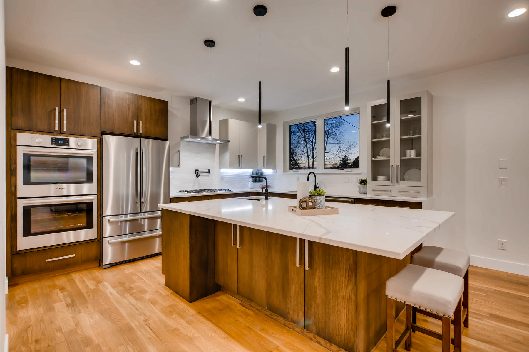 3475 S Clermont St Denver CO-008-32-Kitchen-MLS_Size.jpg