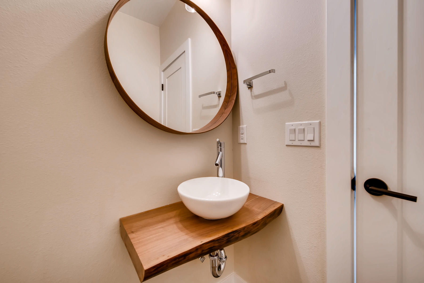 2988 S Elati Street Englewood-010-23-Powder Room-MLS_Size.jpg