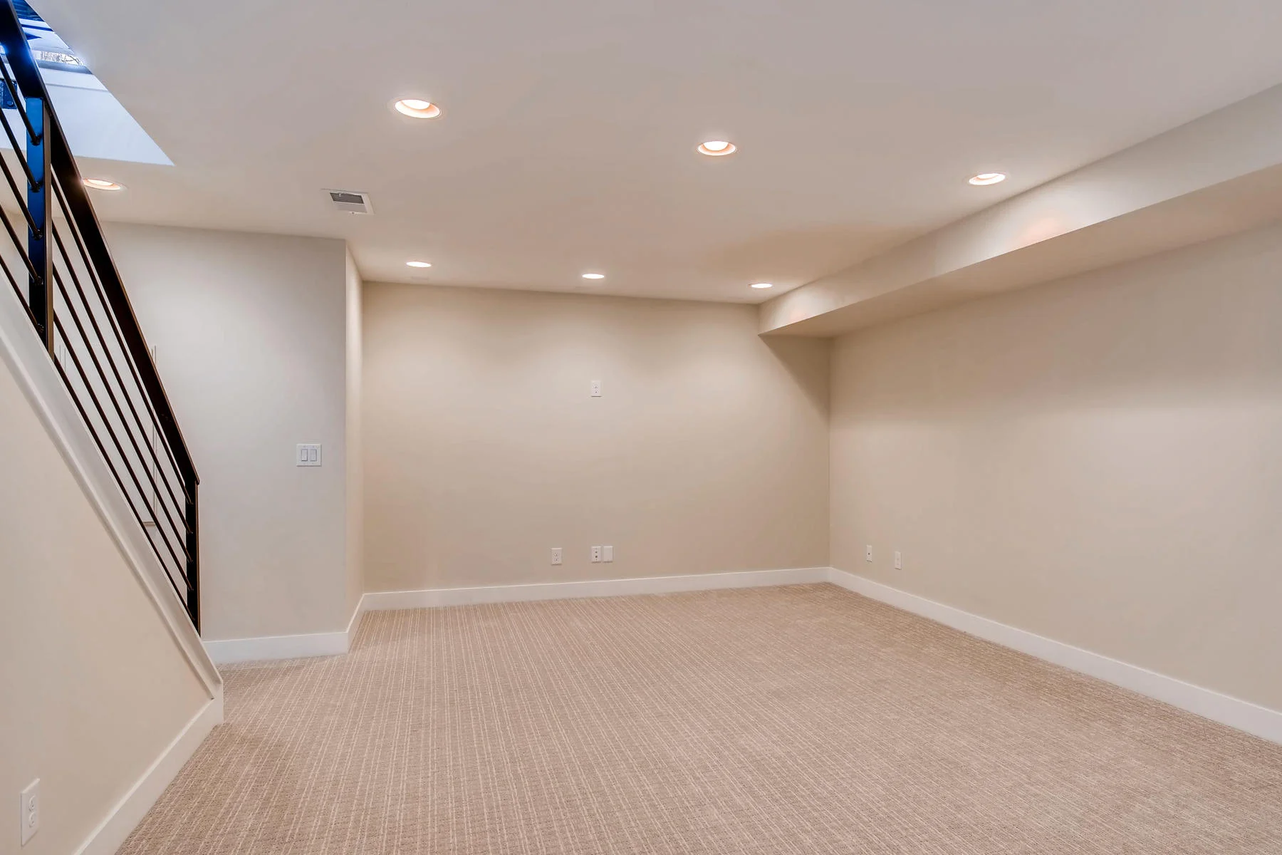 2988 S Elati Street Englewood-019-24-Lower Level Family Room-MLS_Size.jpg