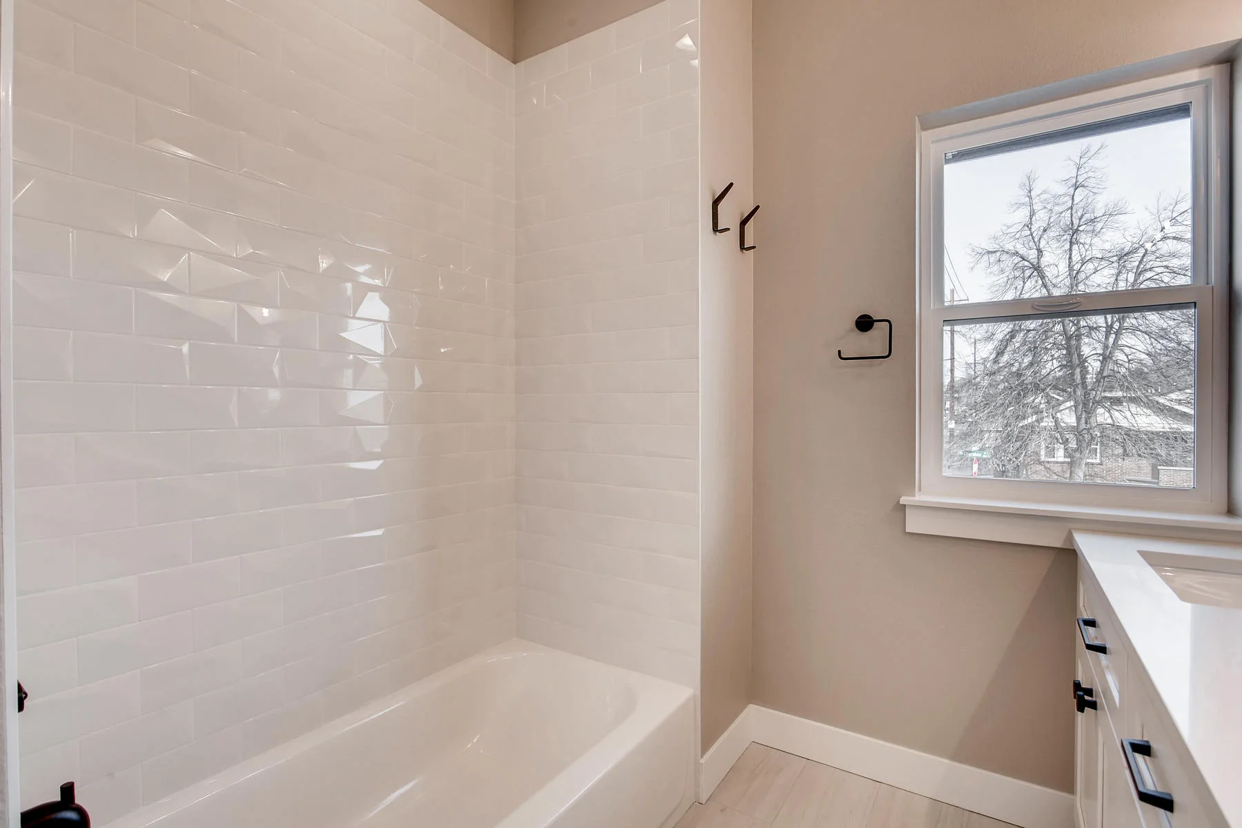3101 S Cherokee St Englewood-017-25-2nd Floor Master Bathroom-MLS_Size.jpg