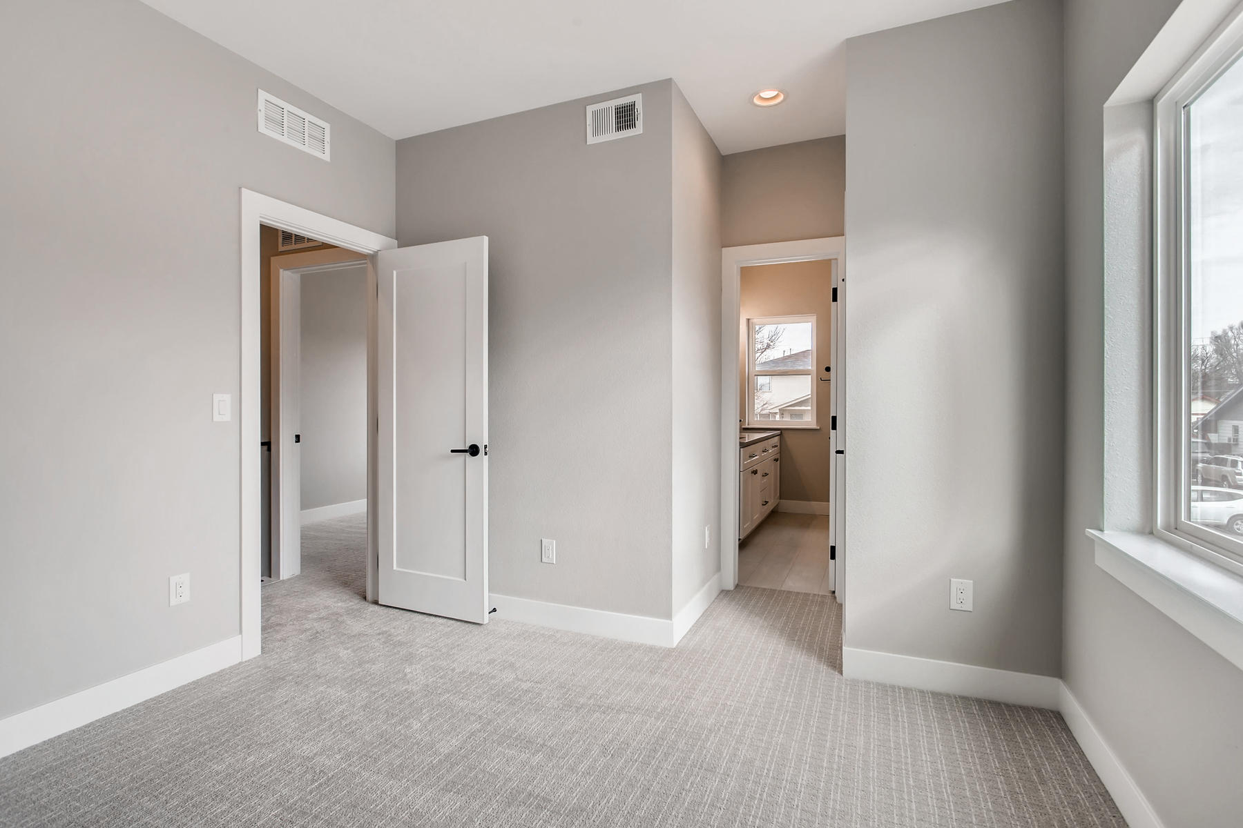 3101 S Cherokee St Englewood-021-21-2nd Floor Bedroom-MLS_Size.jpg