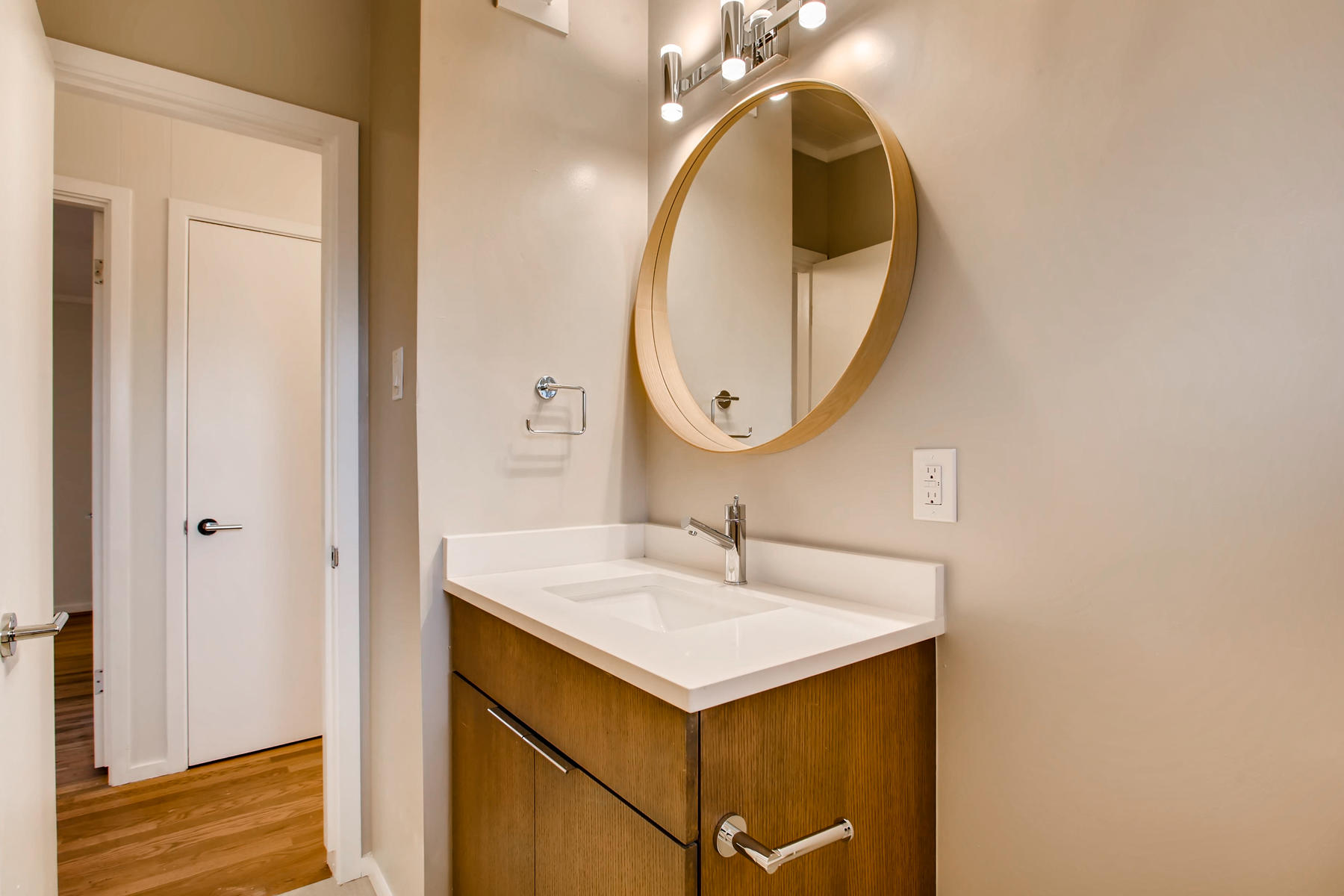 1860 S Holly Street Denver CO-027-37-Bathroom-MLS_Size.jpg