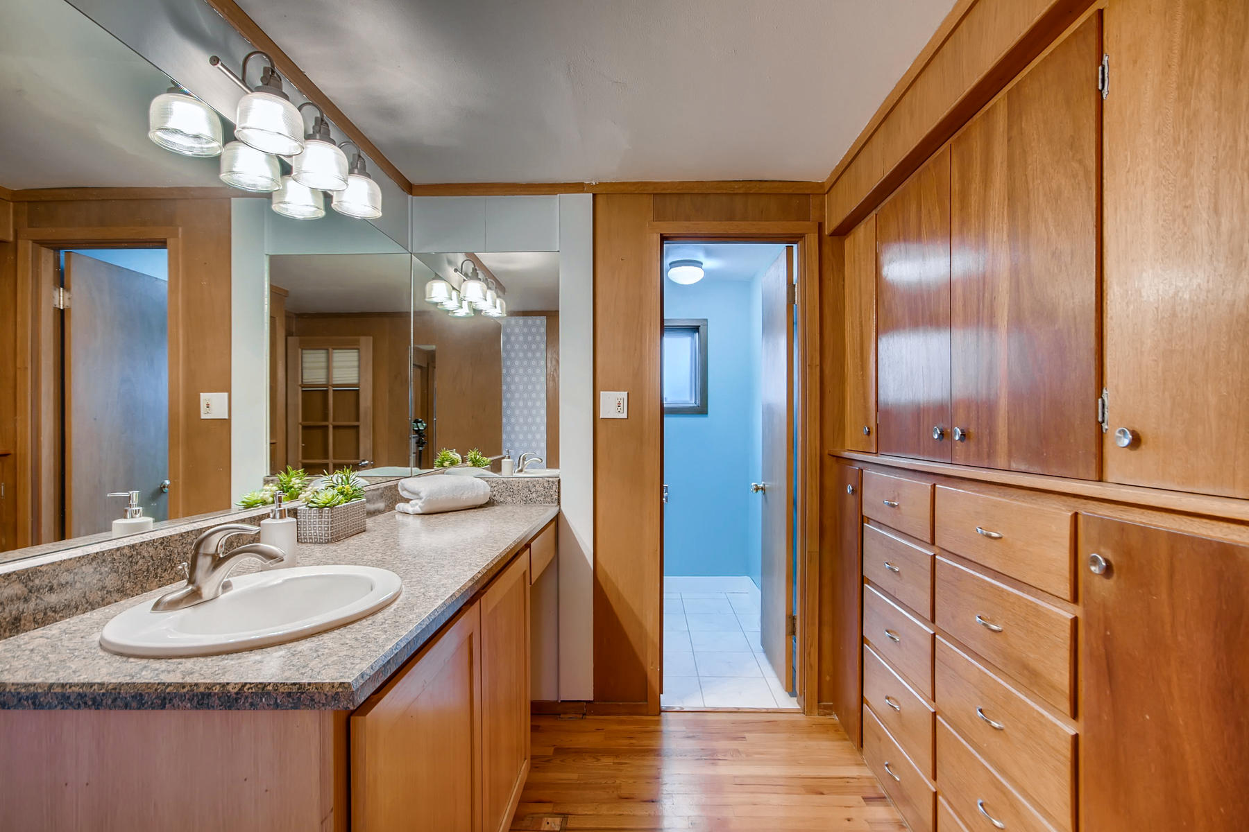 1835 S Jersey Way Denver CO-047-46-Master Bathroom-MLS_Size.jpg