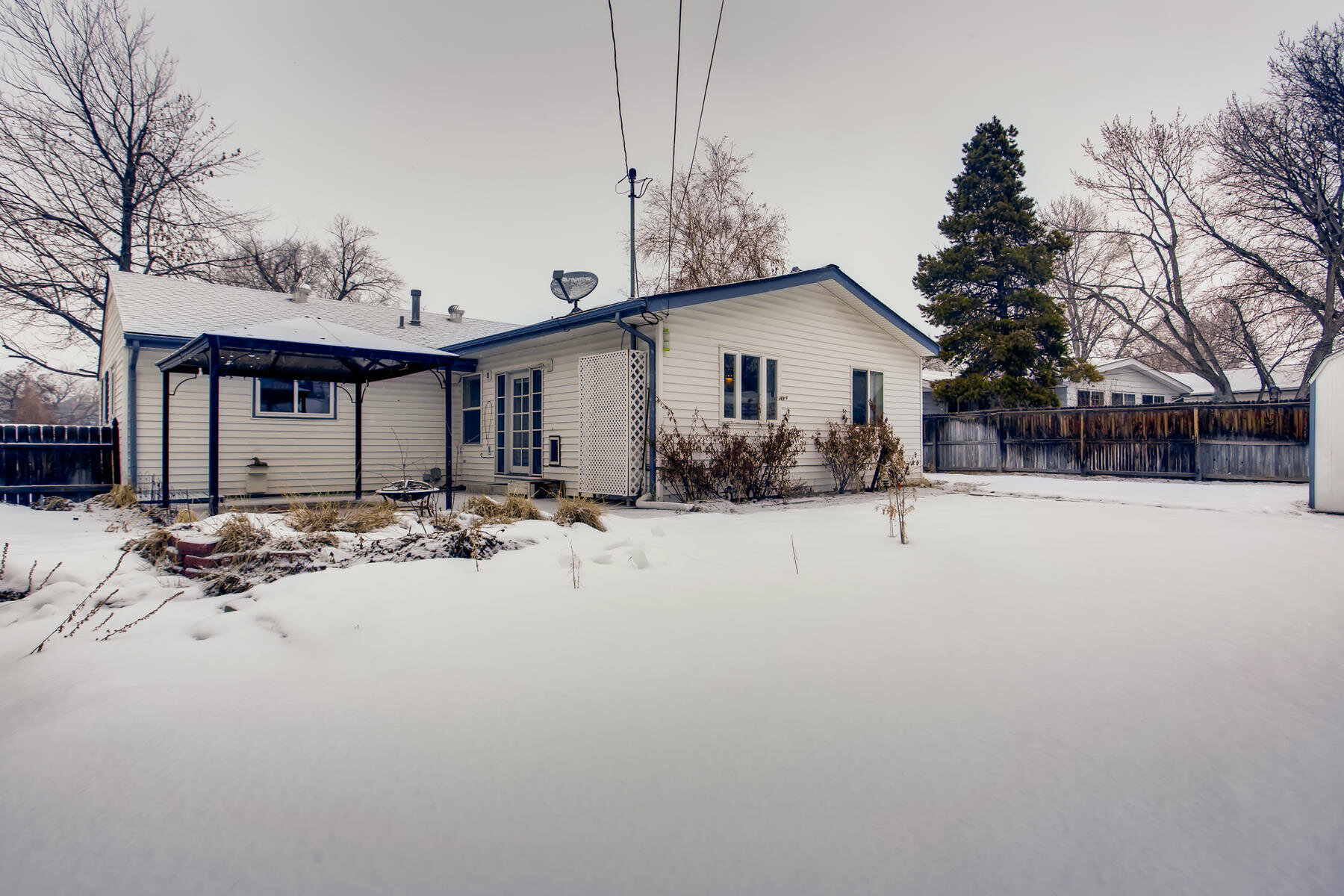 2556 S Clermont Street Denver-028-027-Back Yard-MLS_Size.jpg