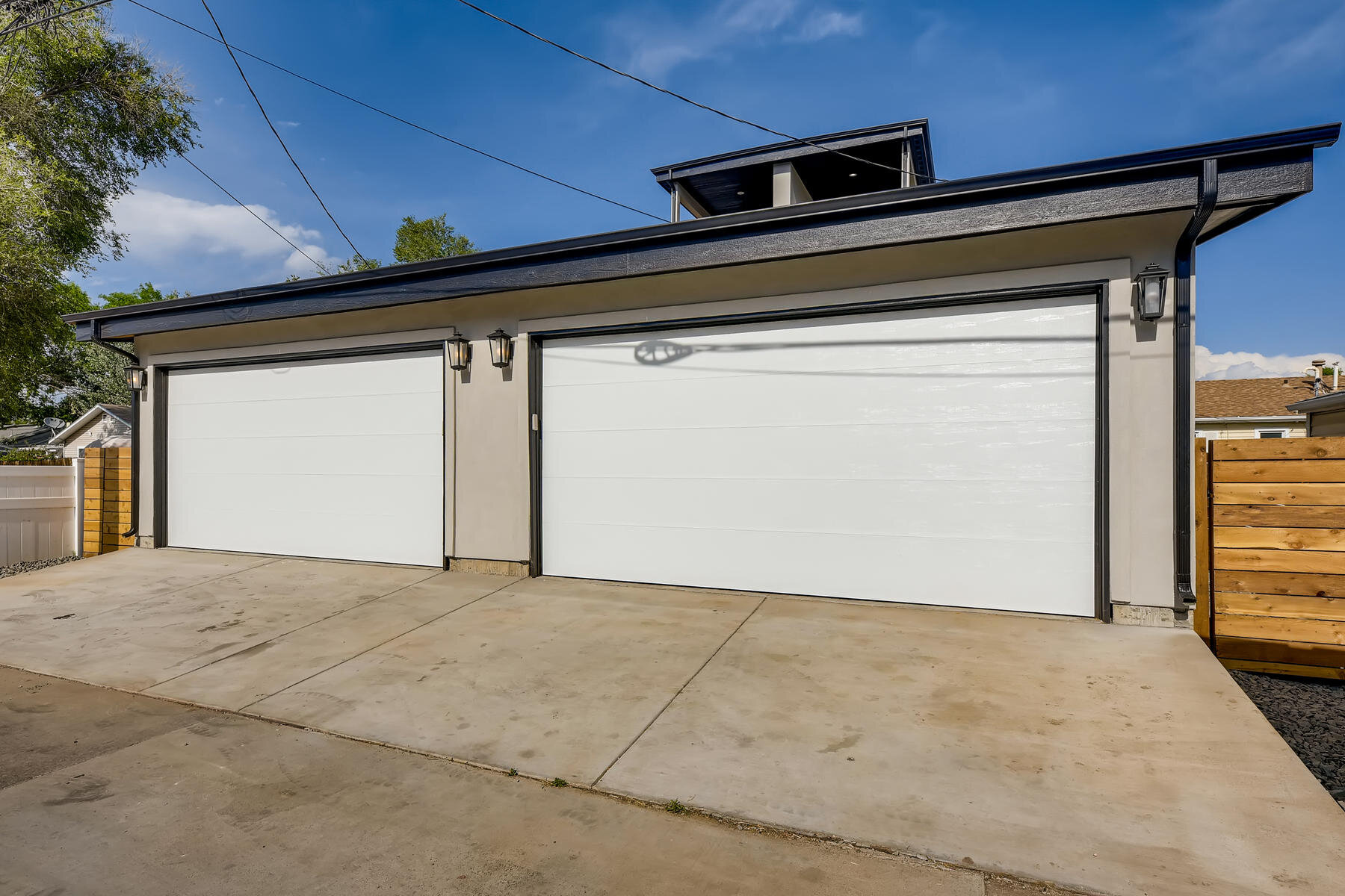 3675 S Fox Street Englewood CO-037-029-Garage-MLS_Size.jpg