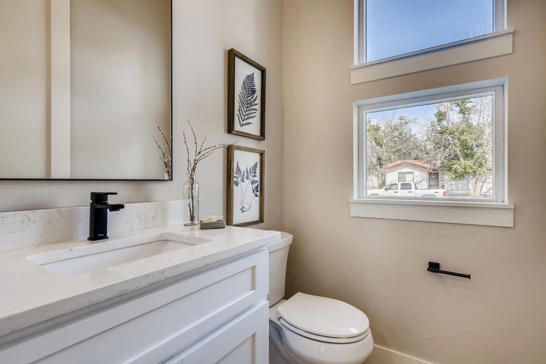 3675 S Fox Street Englewood CO-014-016-Powder Room-MLS_Size.jpg