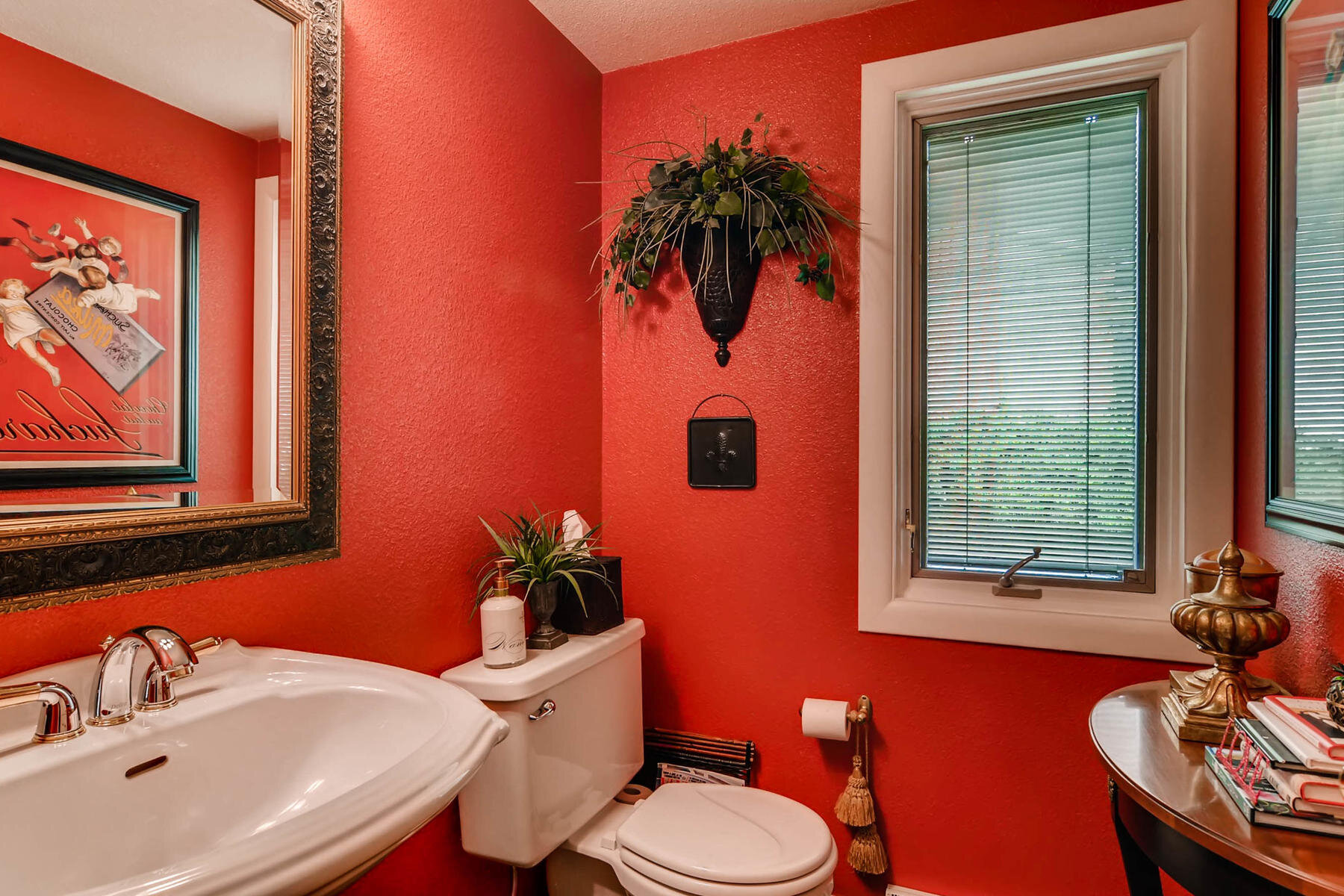 8545 E mineral Circle-MLS_Size-016-19-Powder Room-1800x1200-72dpi.jpg