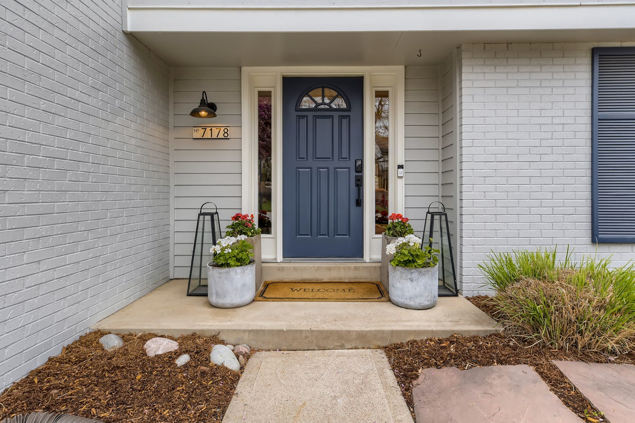 04 Exterior Front Entry.jpg