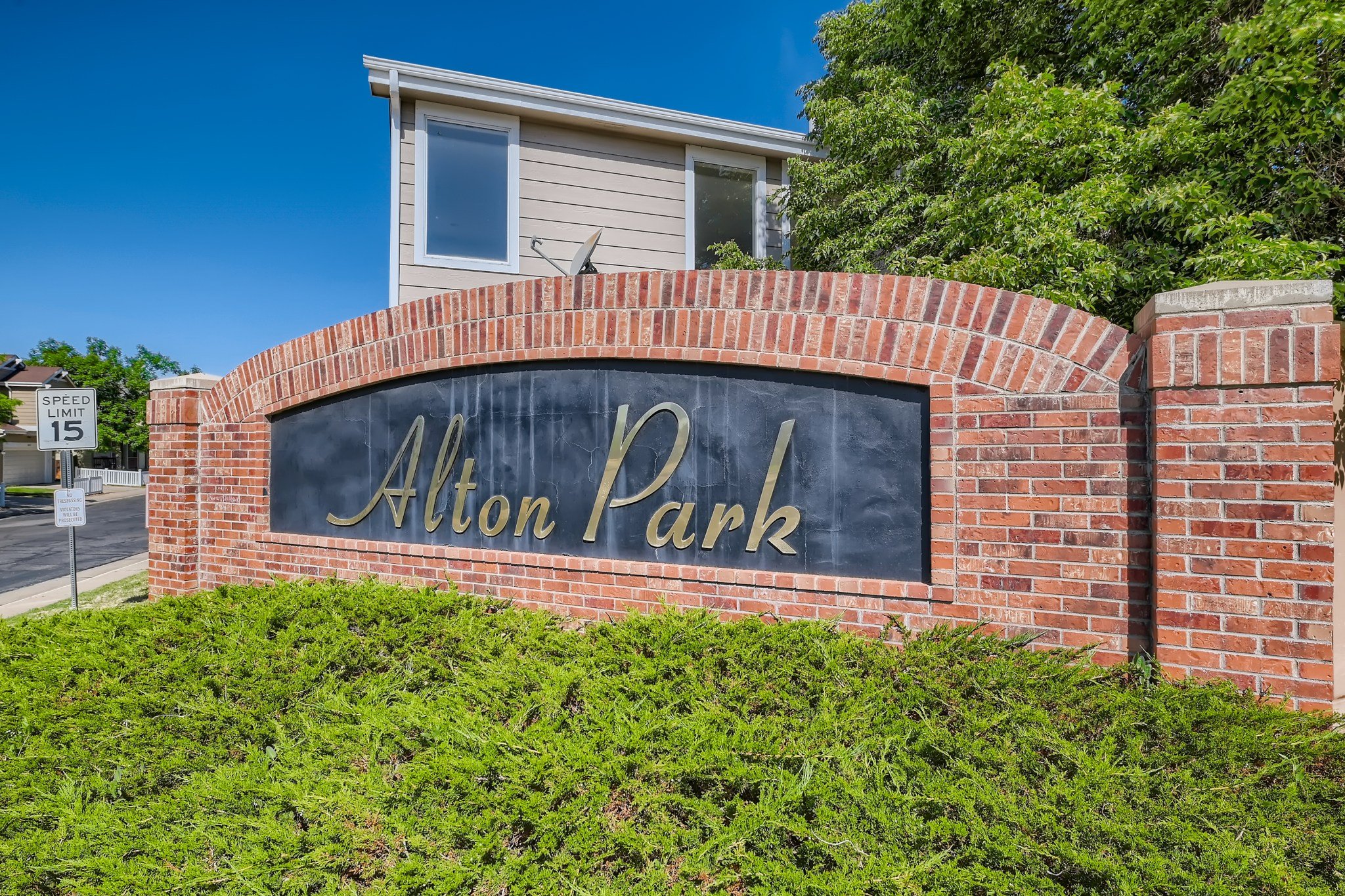 38 Alton Park Community.jpg