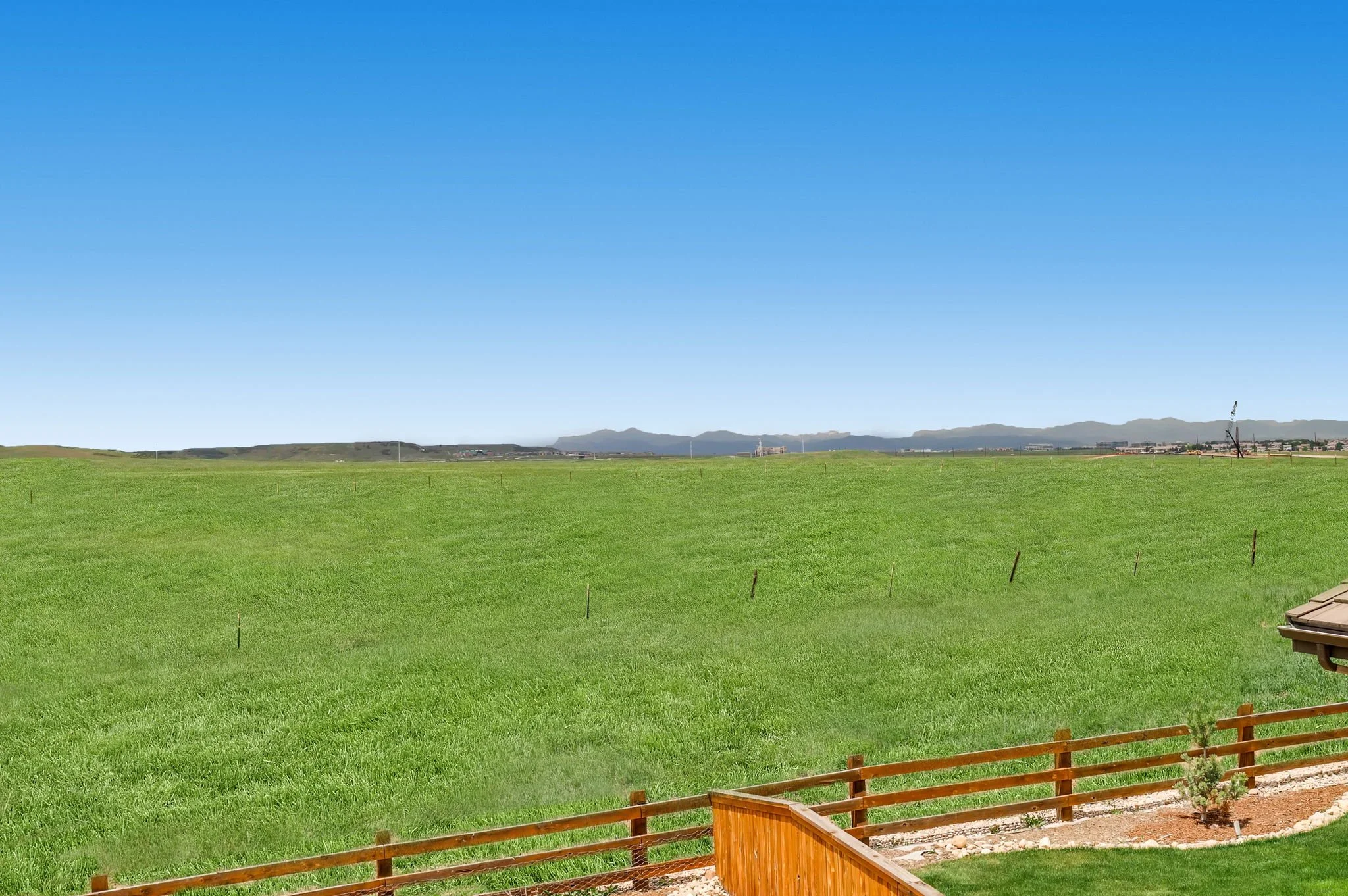 14461 Mosaic Ave - MLS Sized - 041 - STOCK 39 Views.jpg