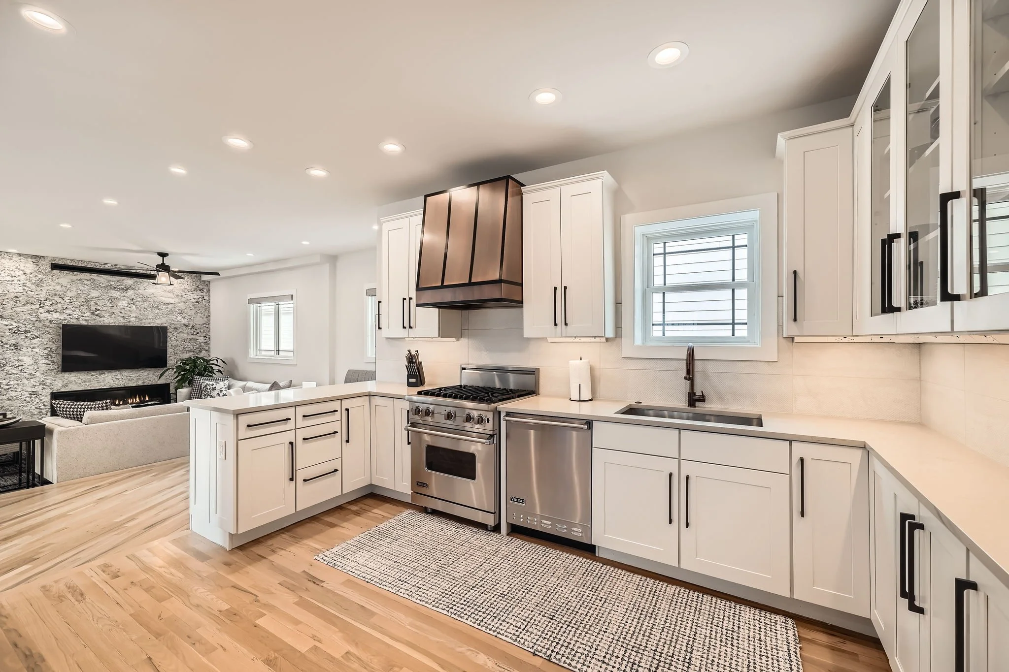 519 S Gaylord Street - MLS Sized - 015 - 16 Kitchen.jpg