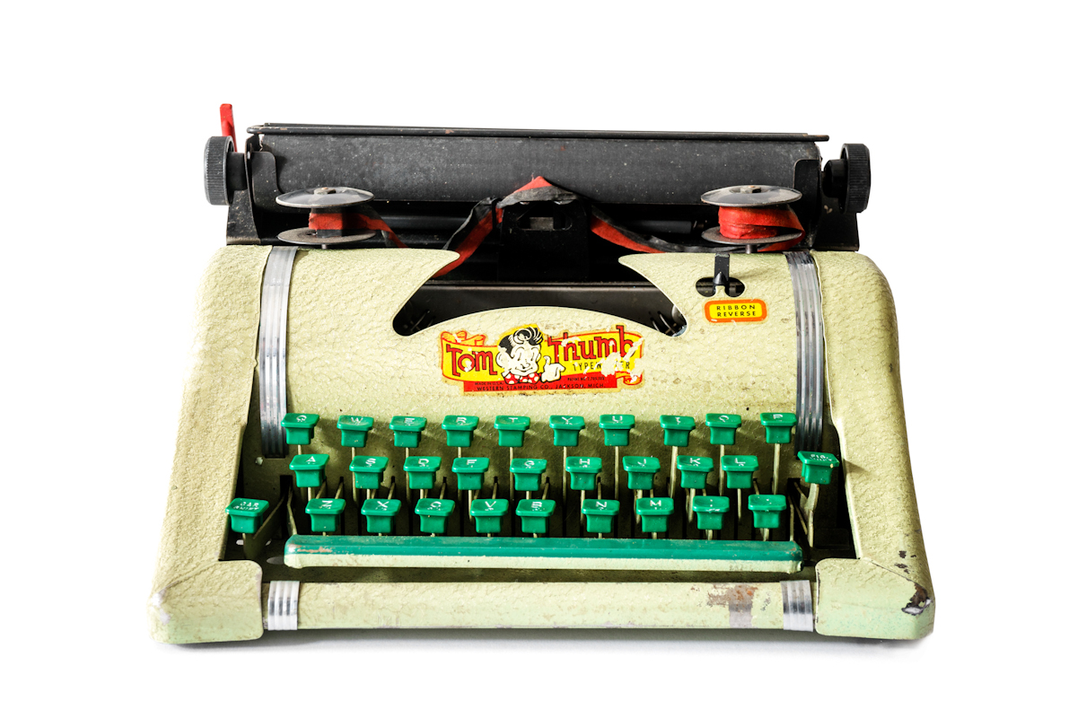 typewriter.jpg