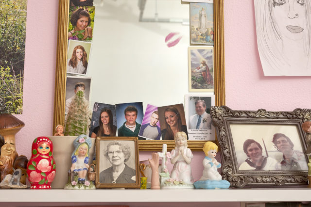 Installation view of Nick Alciati’s xoxo, Darlene (Photo by Jeremy Haik)