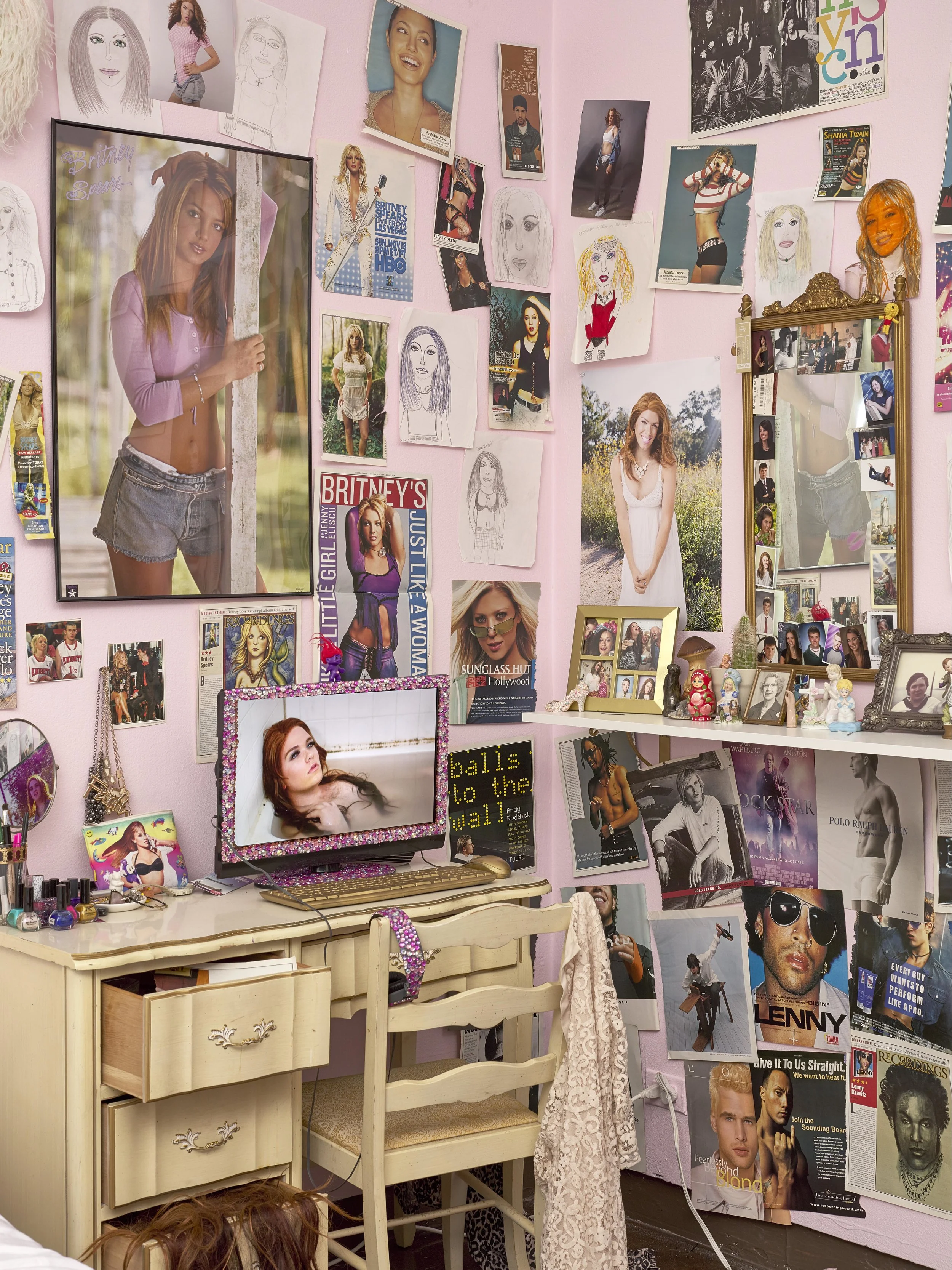 Nick Alciati, 18x24 Installation Shot of xoxo, Darlene 