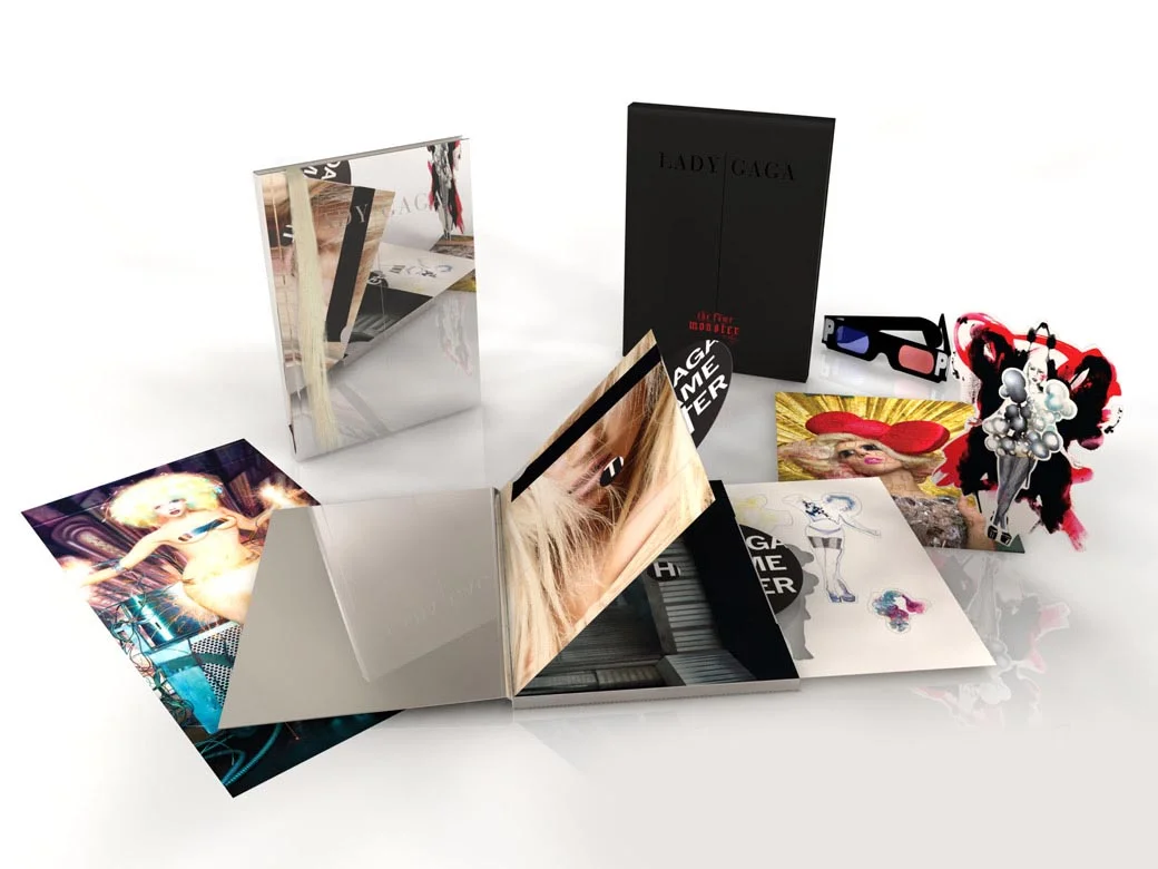 gaga_deluxe.jpg
