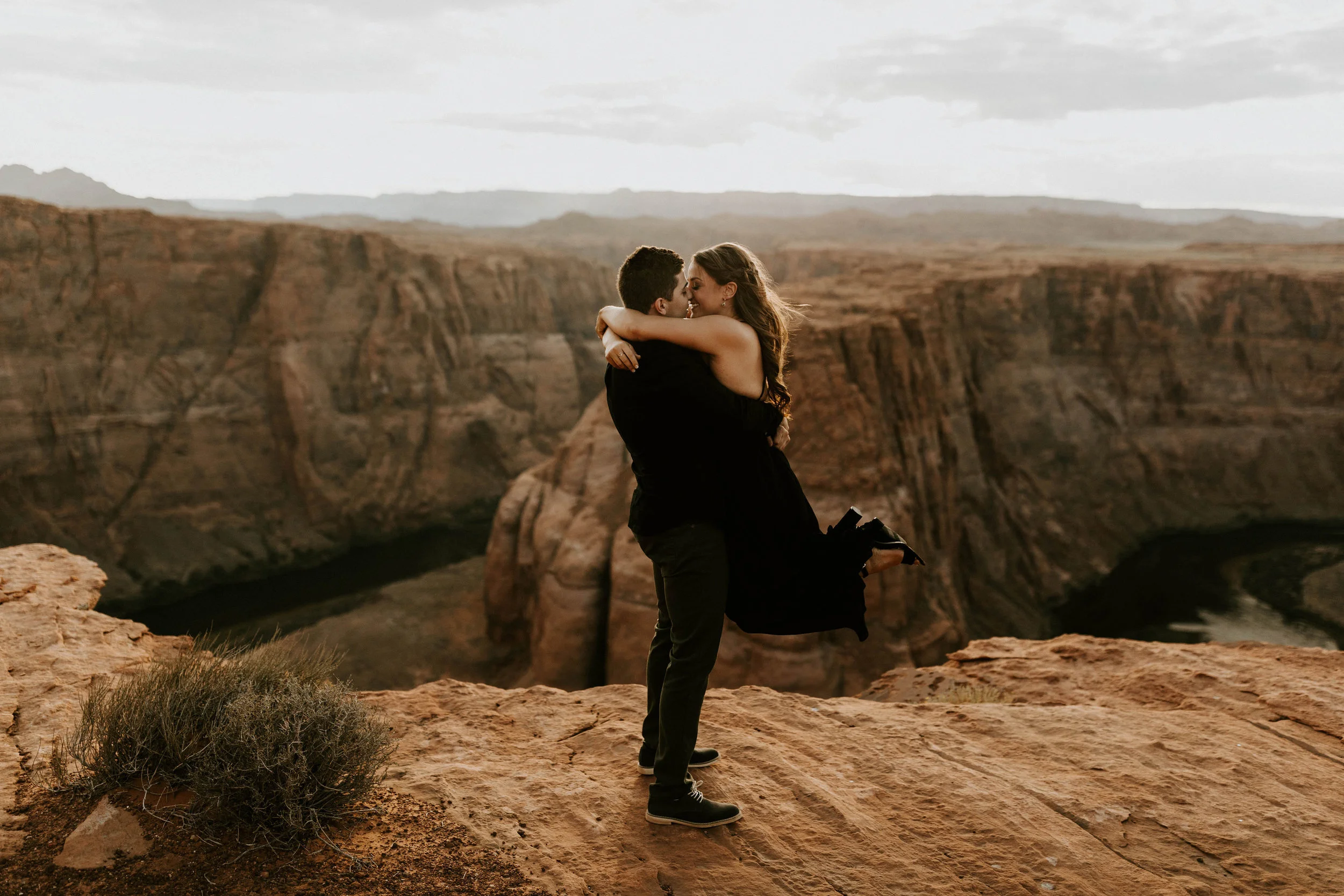 horseshoebendengagementsessionerikagreenephotography9.jpg