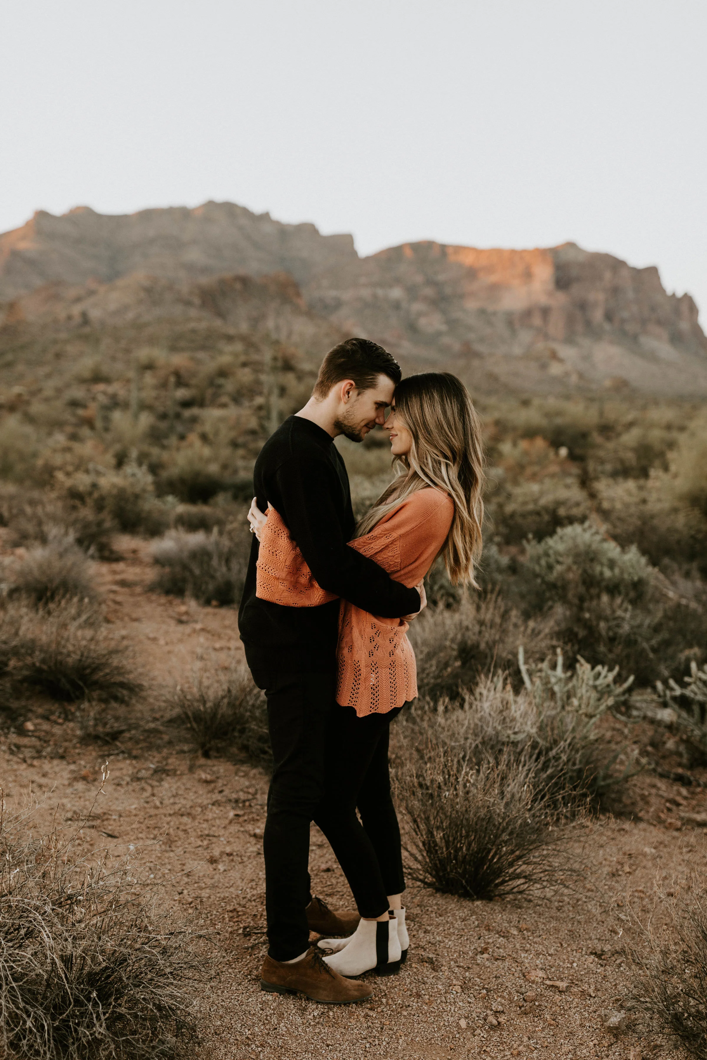 phoenixcouplesdesertsessionErikaGreenePhotography6.jpg