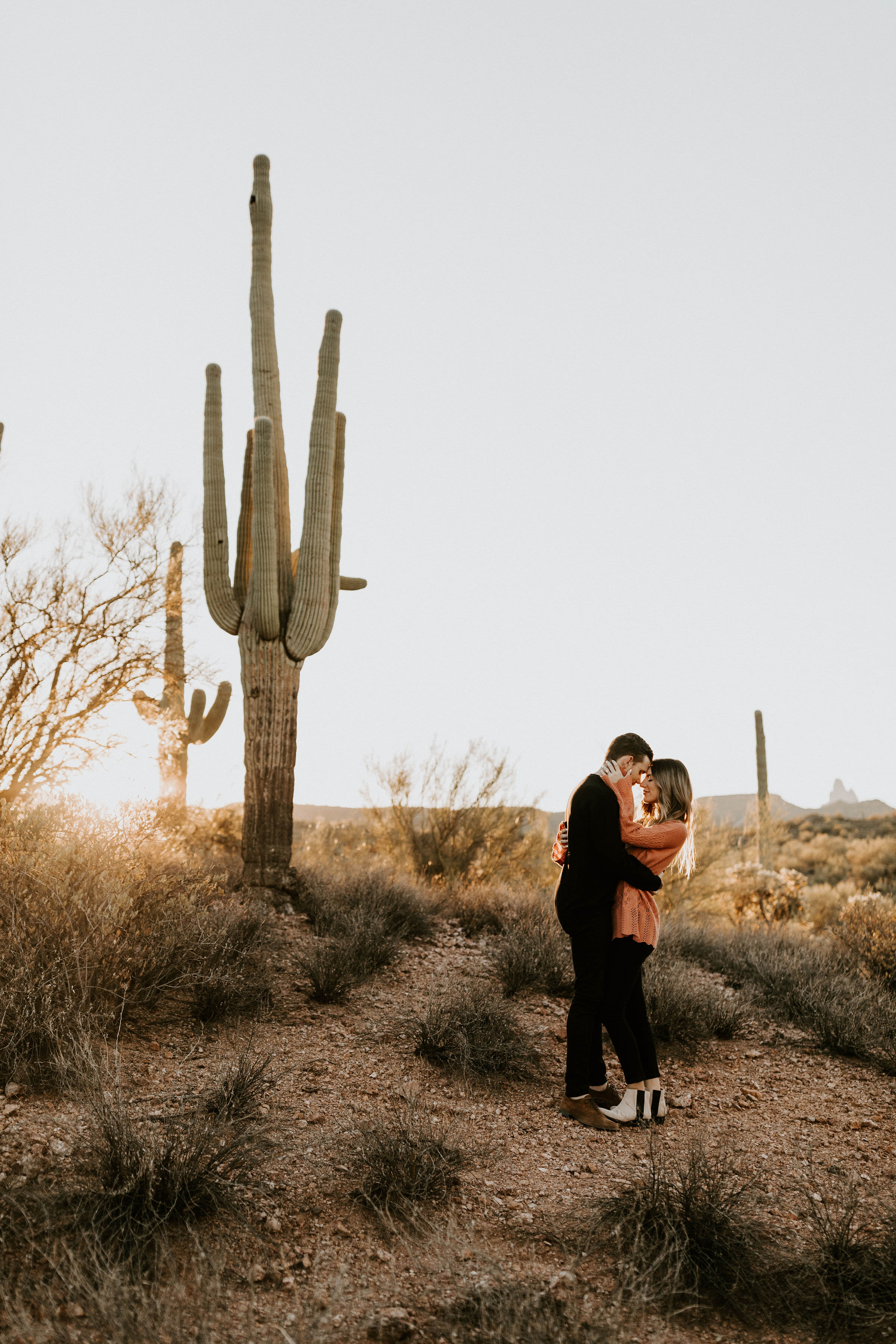 phoenixcouplesdesertsessionErikaGreenePhotography17.jpg