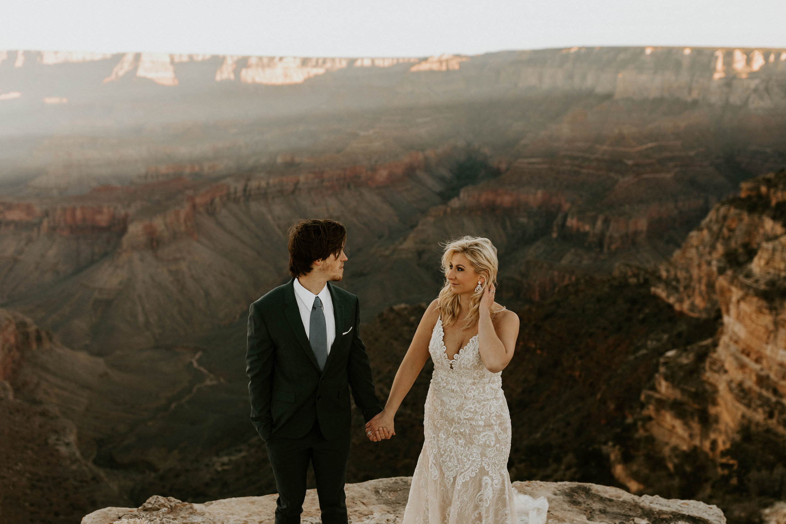 GrandCanyonArizonaAdventureBridalSessionErikaGreenePhotography15.jpg