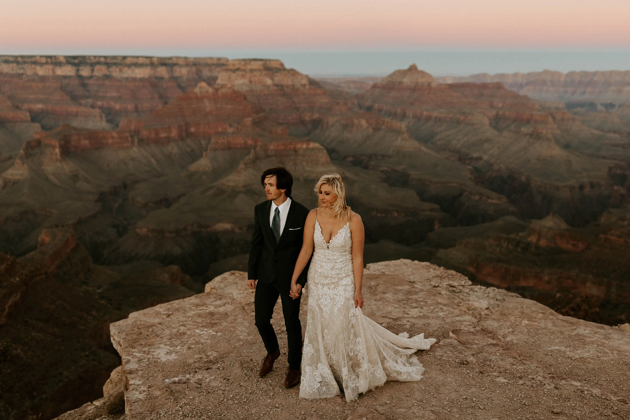 GrandCanyonArizonaAdventureBridalSessionErikaGreenePhotography34.jpg