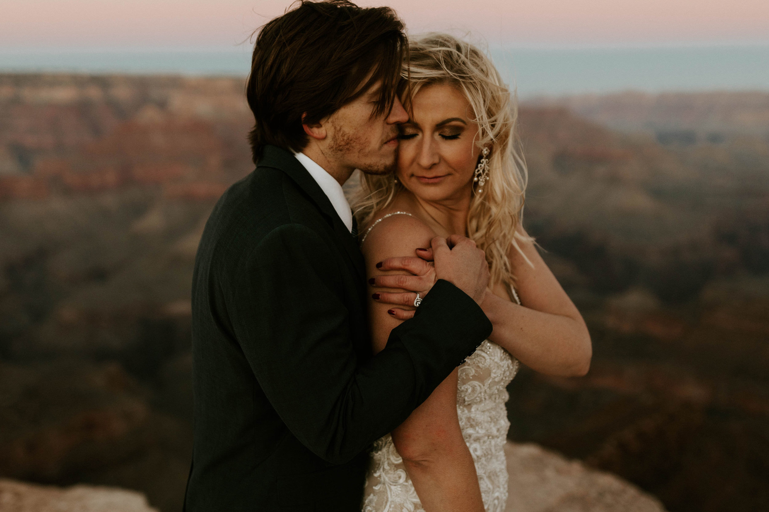 GrandCanyonArizonaAdventureBridalSessionErikaGreenePhotography39.jpg