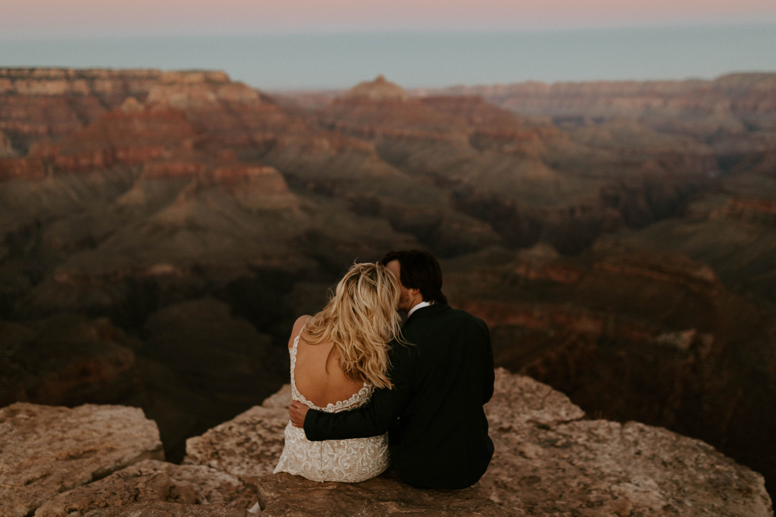 GrandCanyonArizonaAdventureBridalSessionErikaGreenePhotography42.jpg