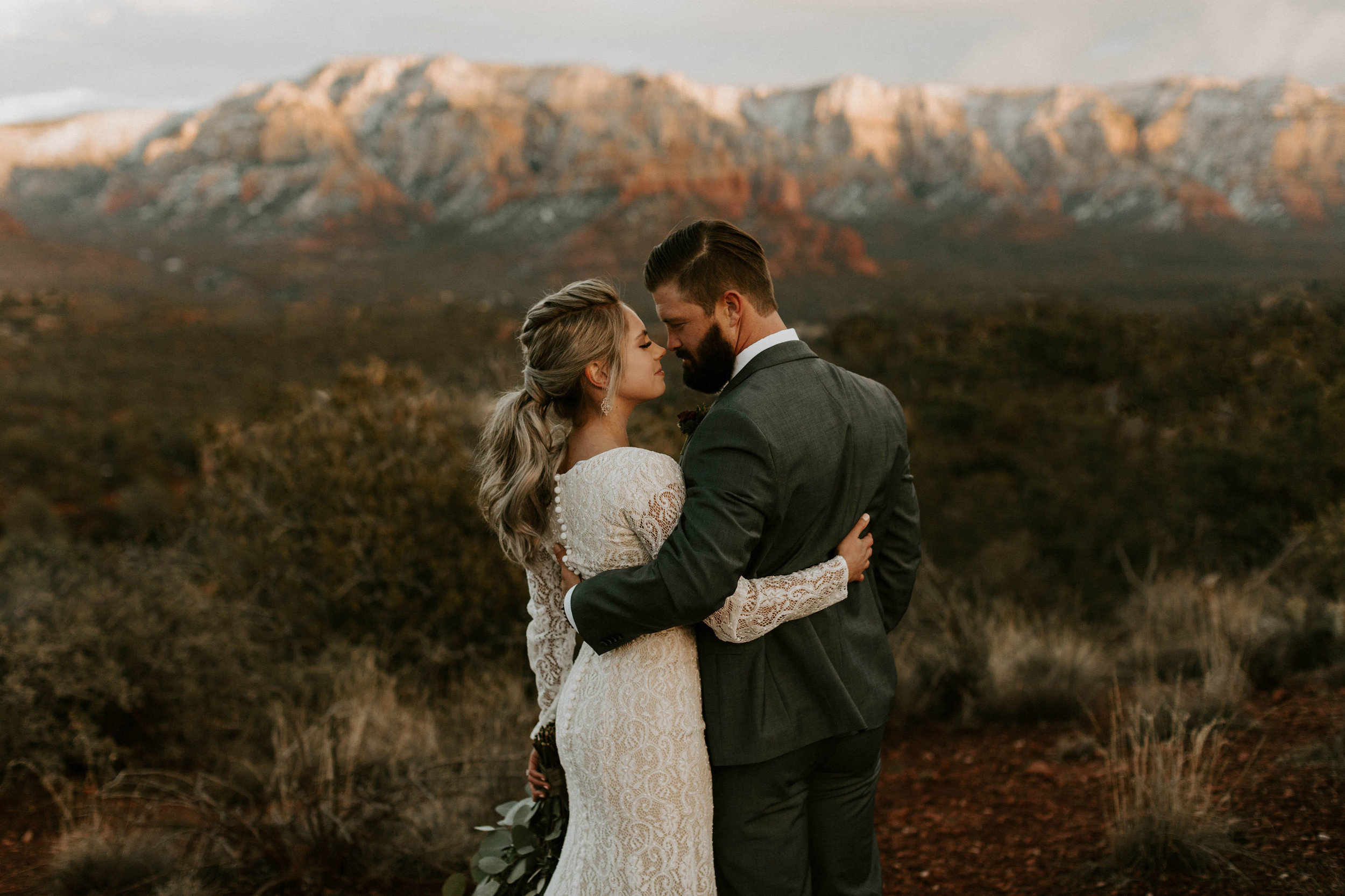 Snowy Sedona Arizona Wedding Photos