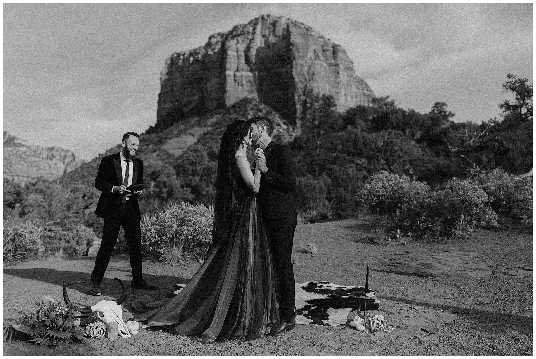 Sedona Elopement - Erika Greene Photography - Arizona Elopement Photographer_0041.jpg