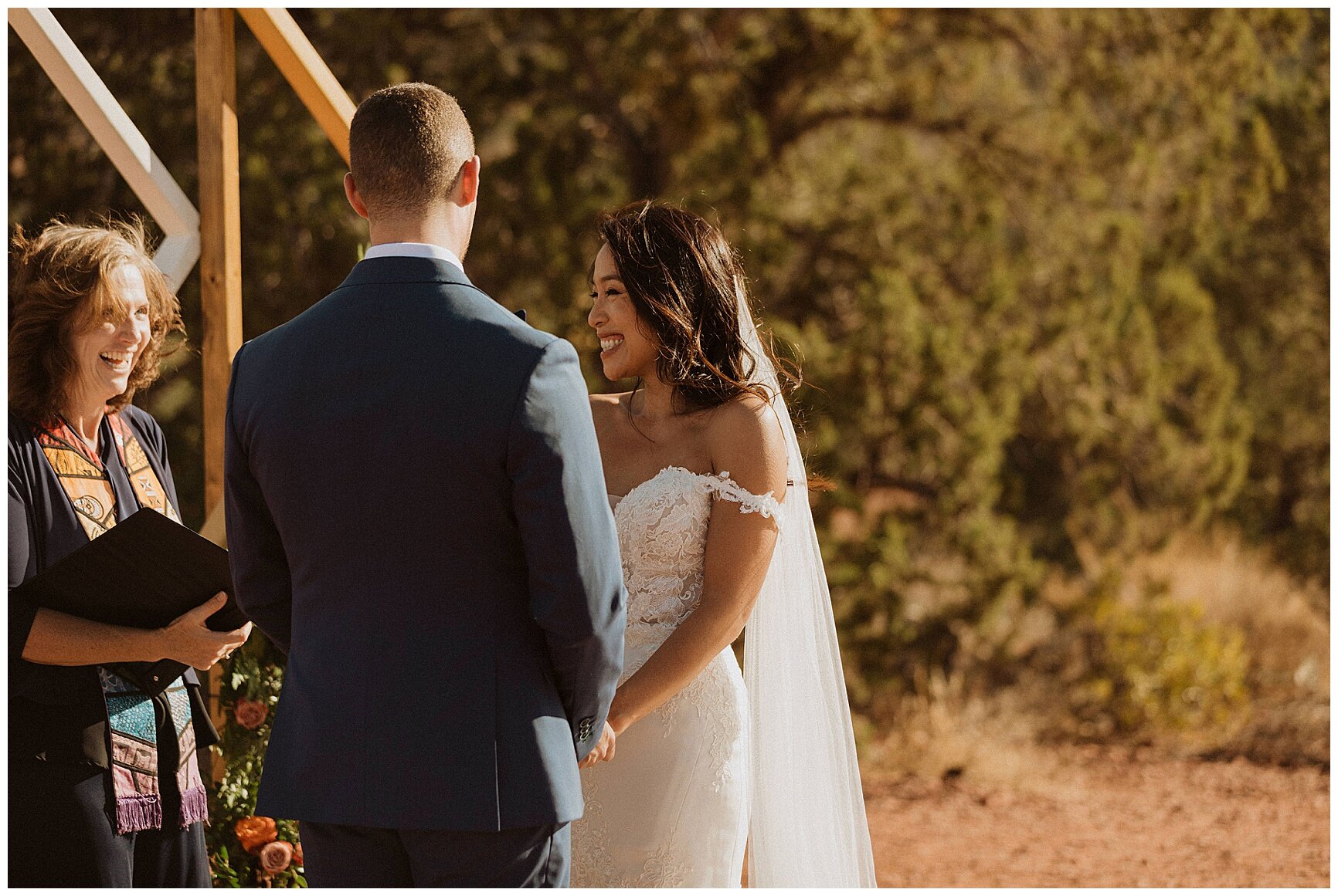 Sedona Elopement - Erika Greene Photography - Arizona Elopement Photographer_0052-1.jpg