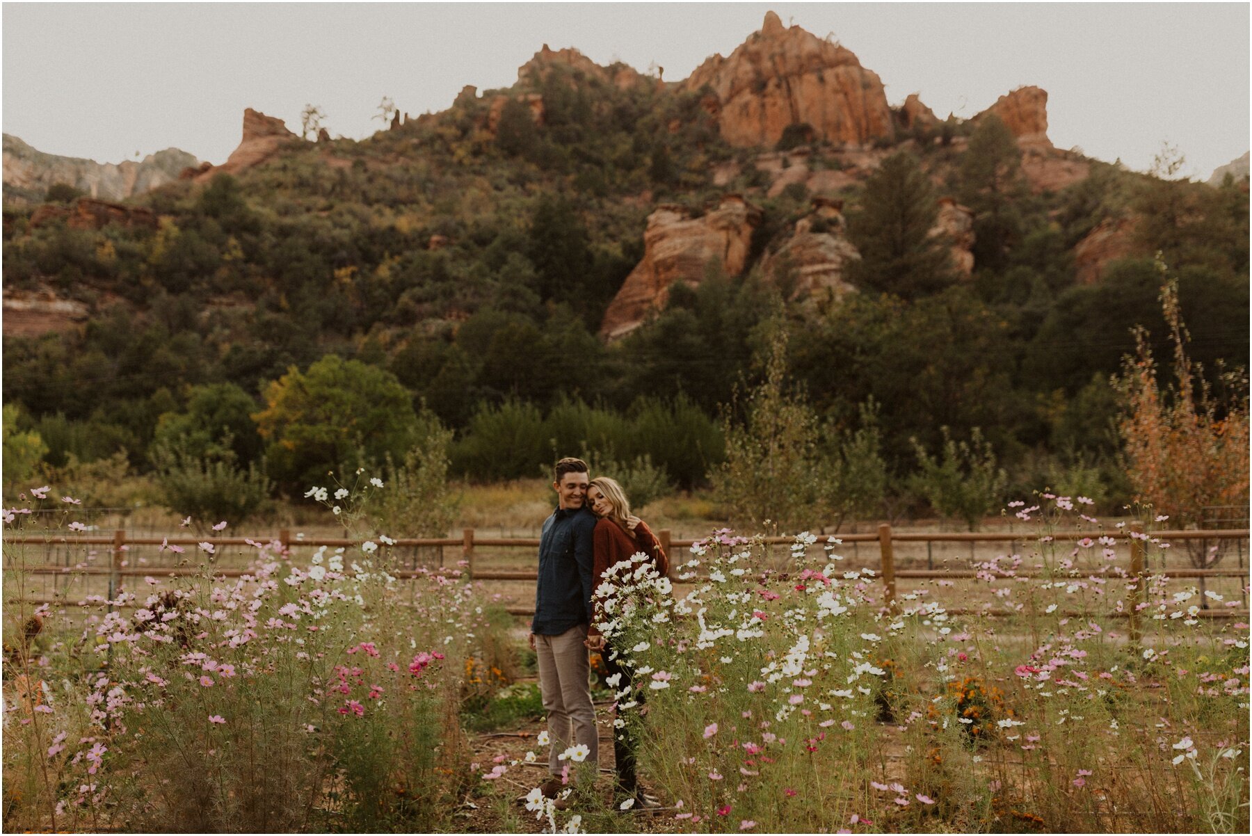 Fall Anniversary Session in Sedona - Erika Greene Photography - Arizona Elopement Photographer_0019.jpg