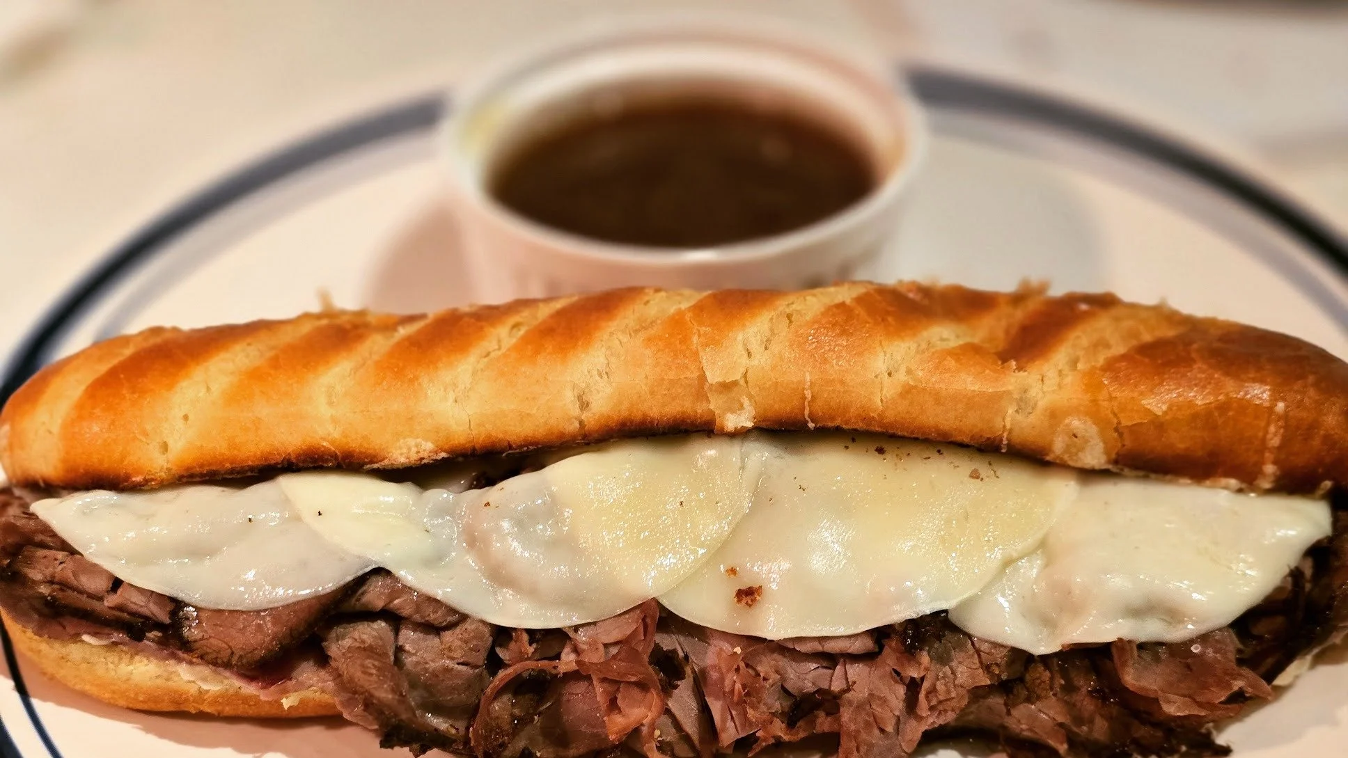 I&rsquo;ll take a French dip sandwich any day, but on a cold winter afternoon it just hits perfectly.

Recipe: https://www.delecticious.com/blog-posts/2025/12/14/classic-french-dip-sandwich

#frenchdip #frenchdipsandwich #aujus #sandwichrecipe #delec