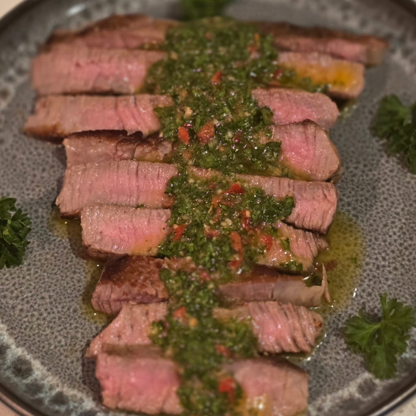 Ribeye Steak with Chimichurri Sauce. This is for sure one of my favorite new dishes. And it's so quick and easy!

Recipe: https://www.delecticious.com/blog-posts/2026/2/26/ribeye-steak-with-chimichurri

#steaks #steakrecipes #chimichurri #delecticiou