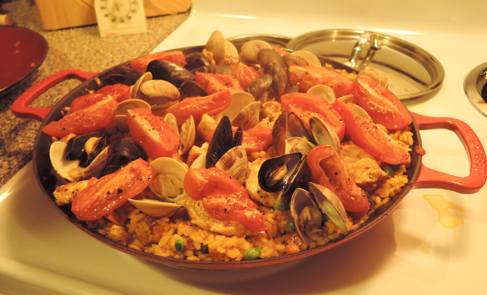 Le Creuset Paella Pan