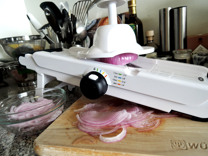 Mandoline for Slicing Thin