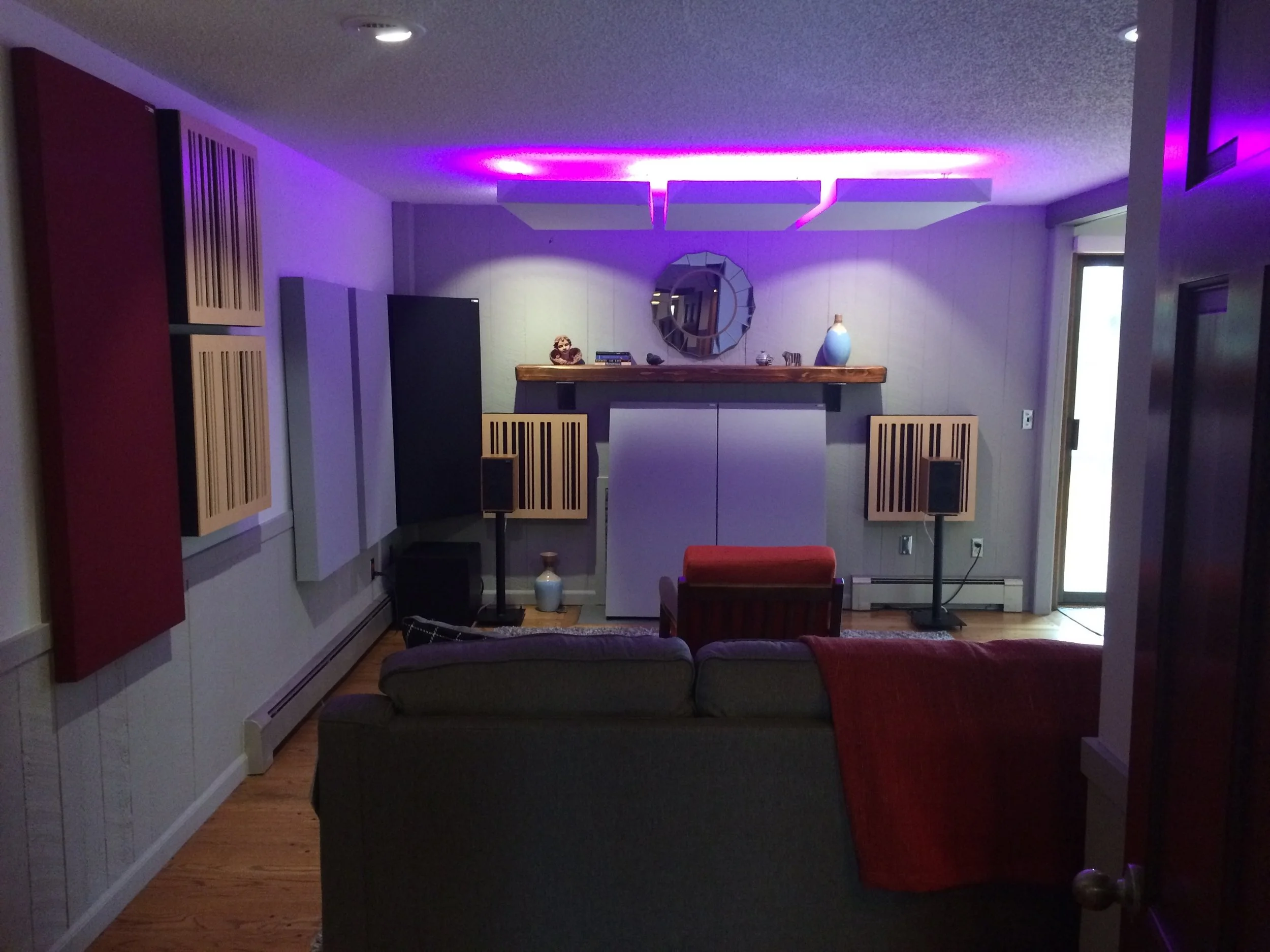 Sean C System: PrimaLuna Dialogue HP, Chartwell LS3/5 speakers!!